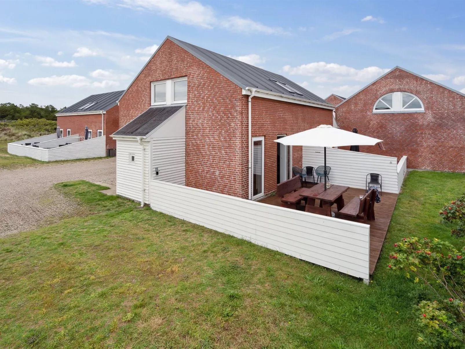 "Edly" - 2.3km from the sea-Buiten