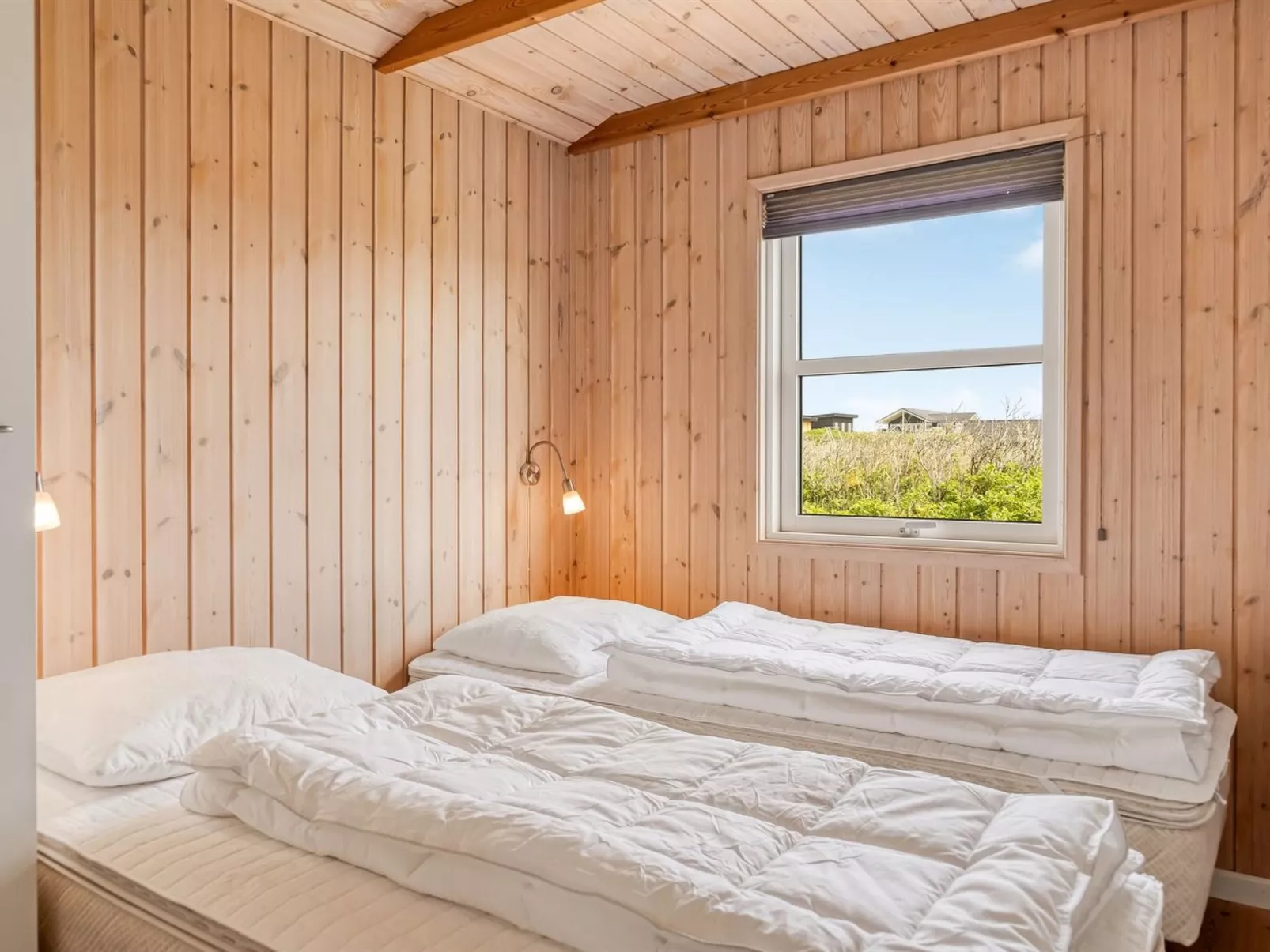 "Dolma" - 75m from the sea-Binnen