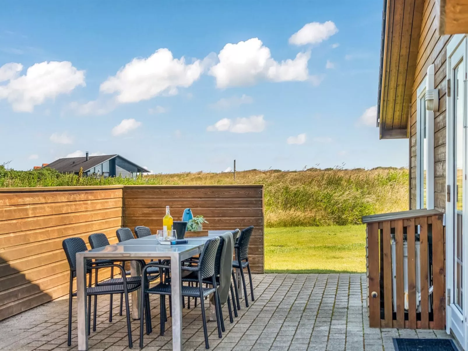 "Anya" - 650m from the sea-Buiten