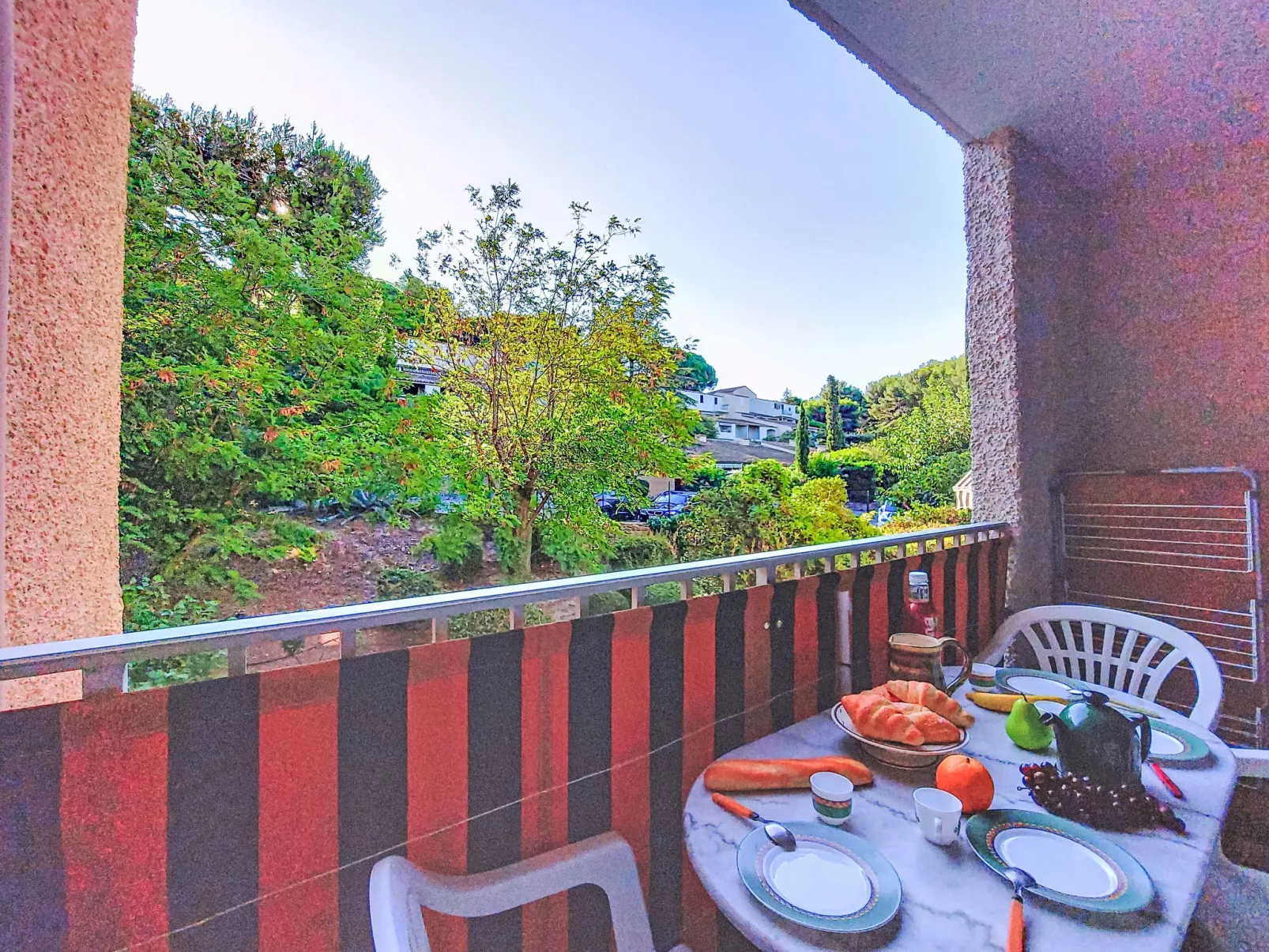 Les Aigues Marines-Buiten