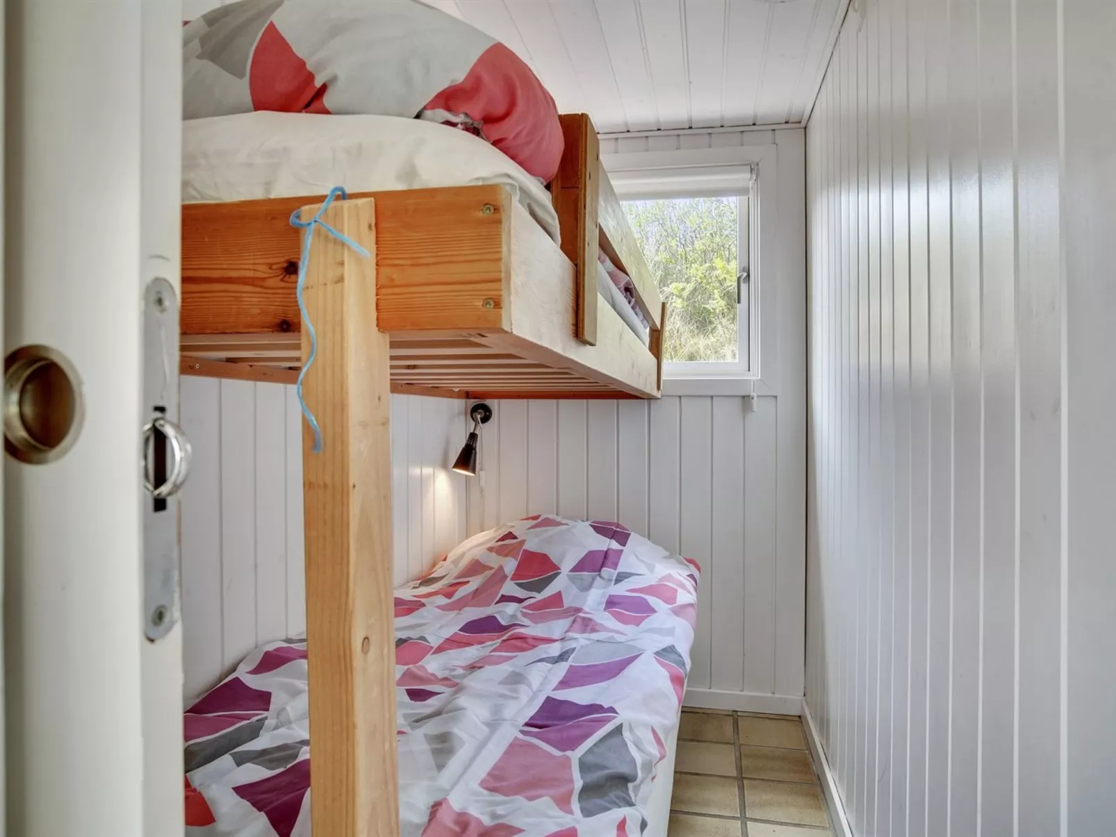 "Abbie" - 10m from the sea-Binnen