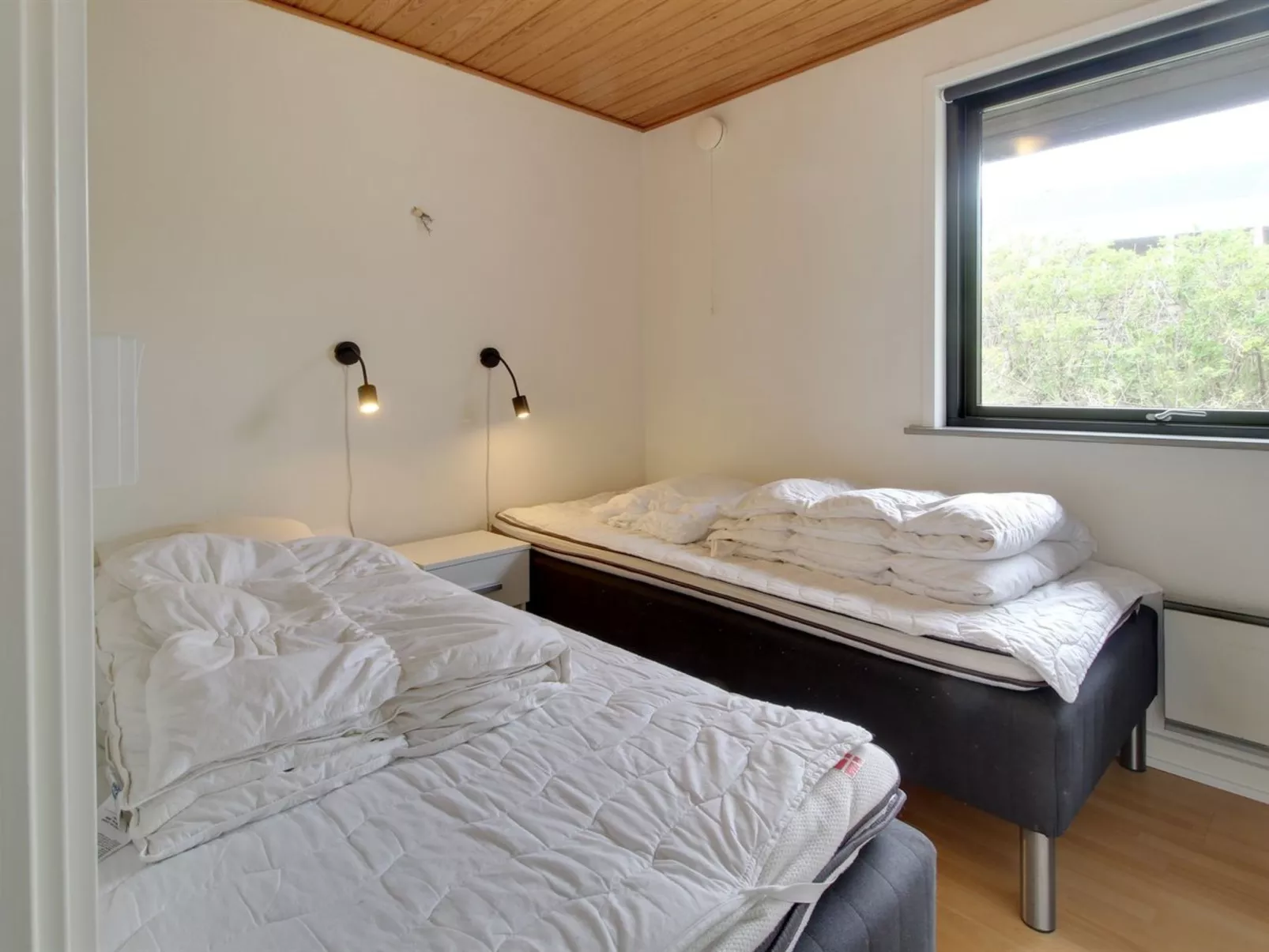 "Sophine" - 50m from the sea-Binnen