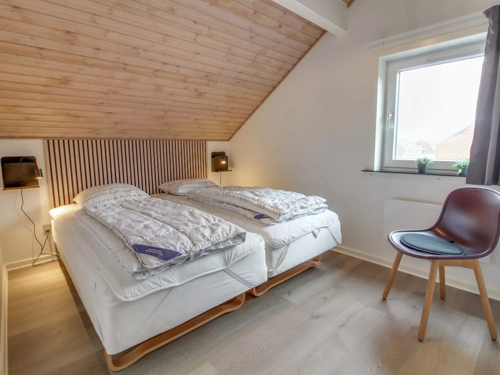"Adils" - 2.5km from the sea - Binnen