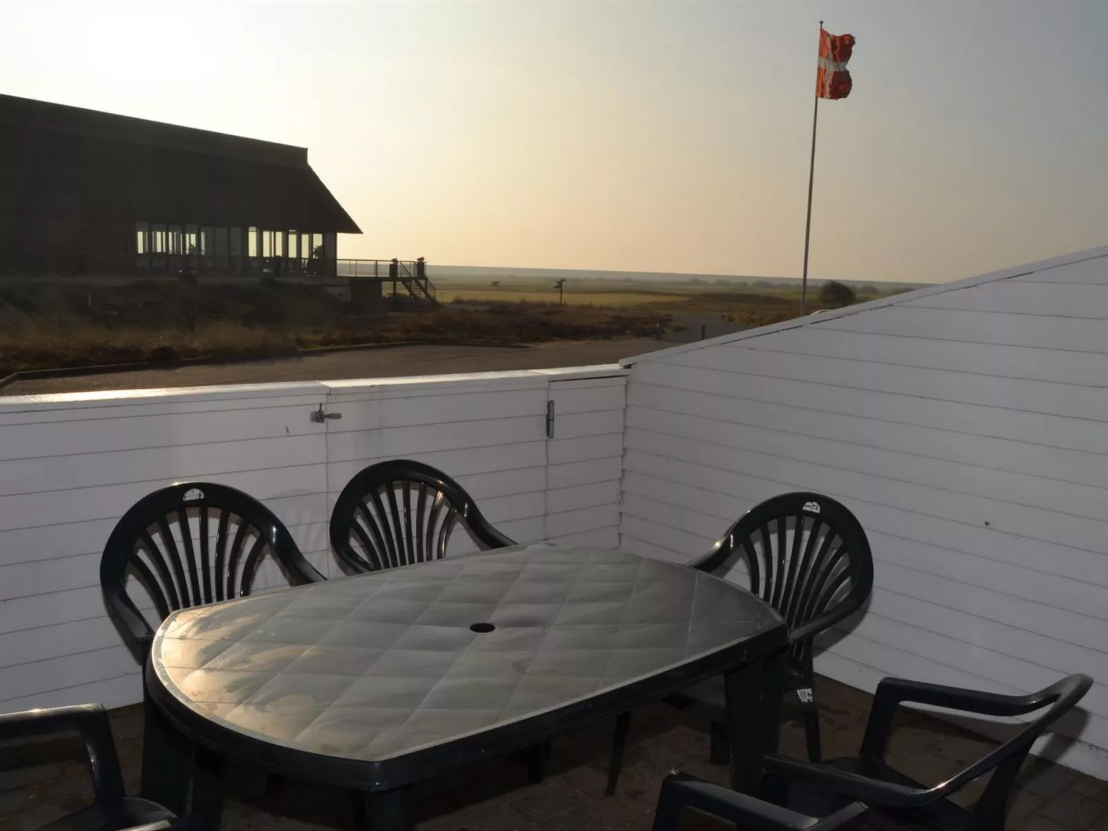 "Nils" - 2.3km from the sea - Binnen