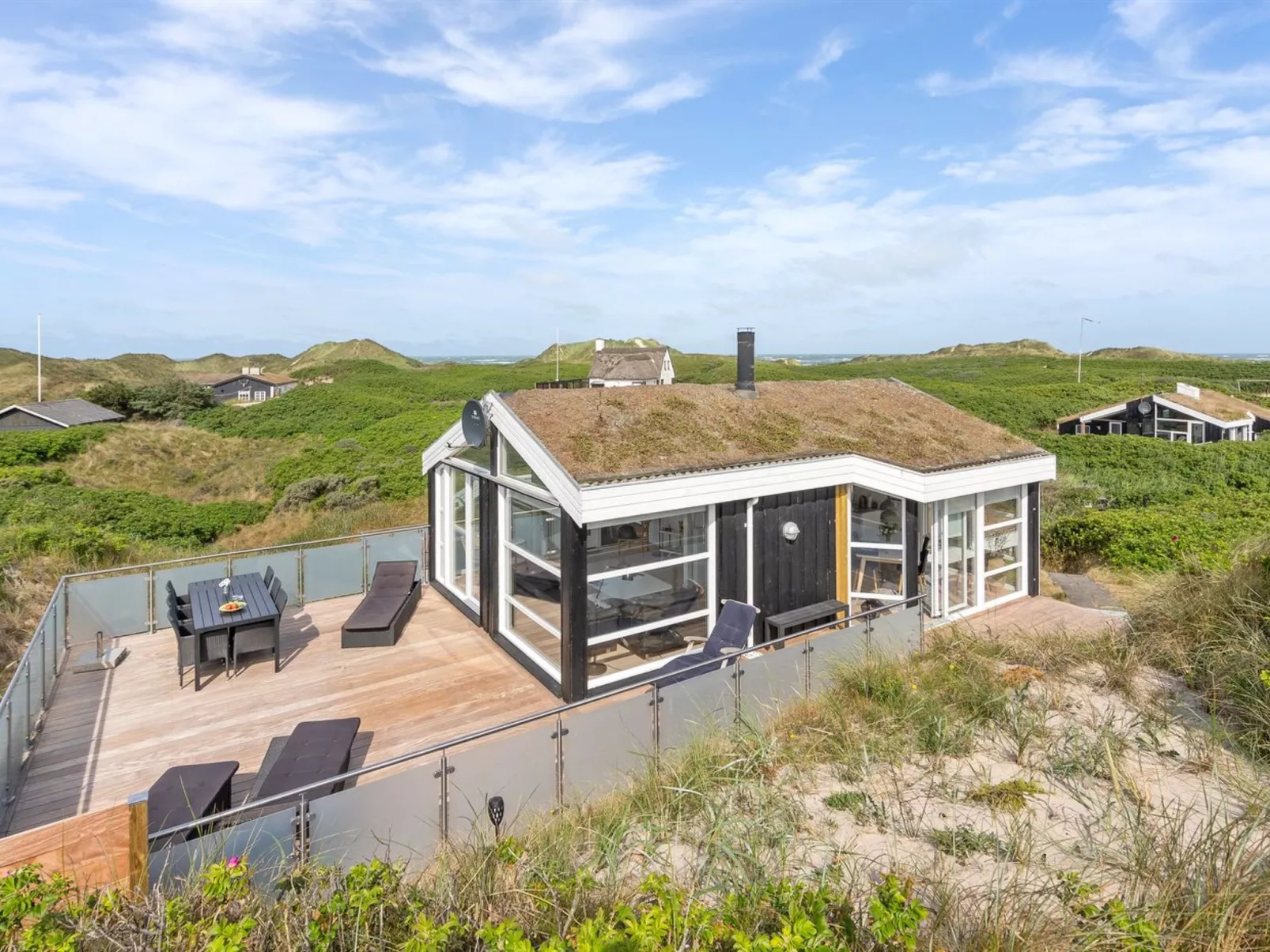 "Swerting" - 230m from the sea-Buiten