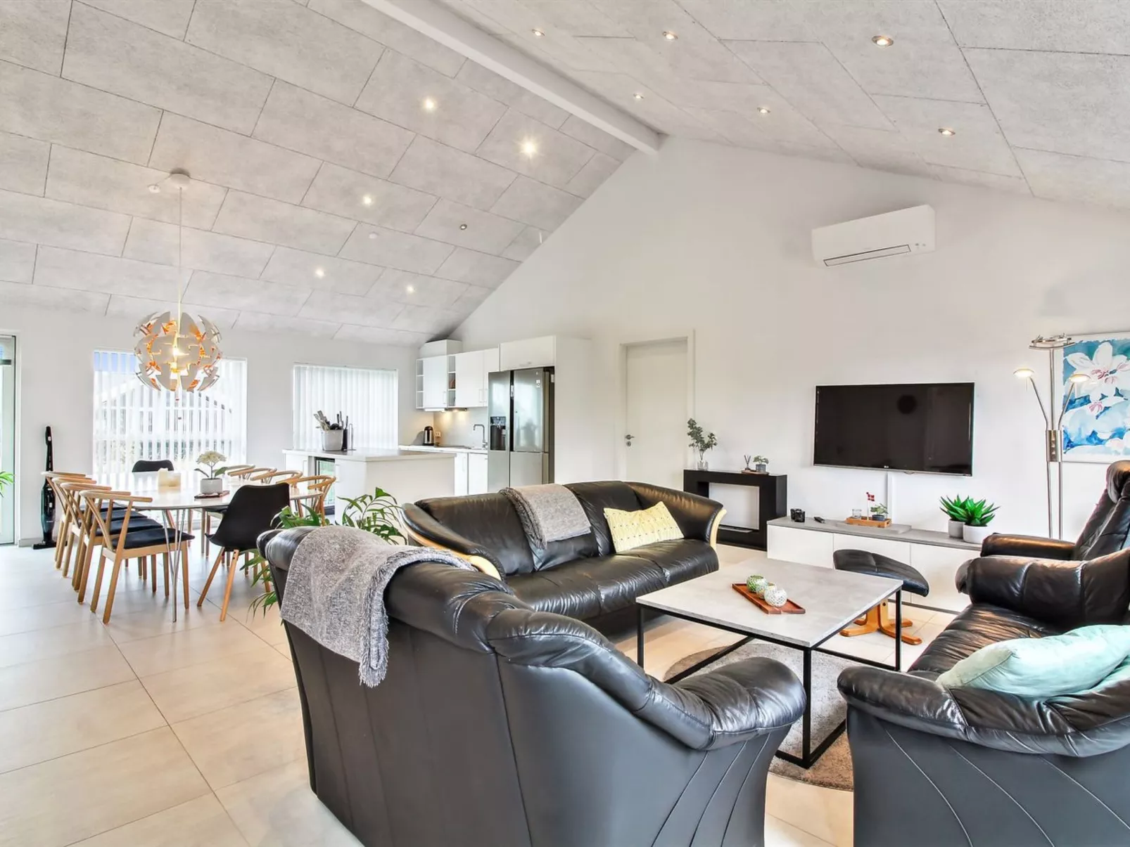 "Edgar" - 1.5km from the sea-Binnen