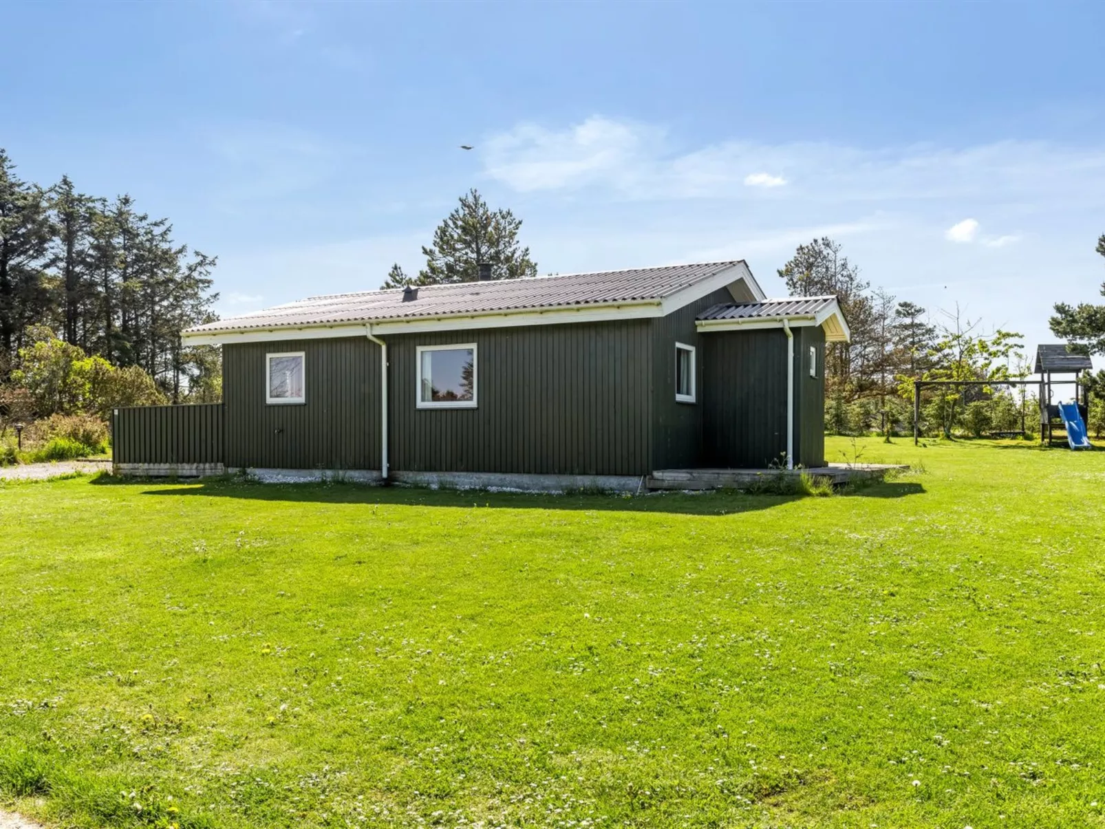 "Freija" - 719m from the sea-Buiten