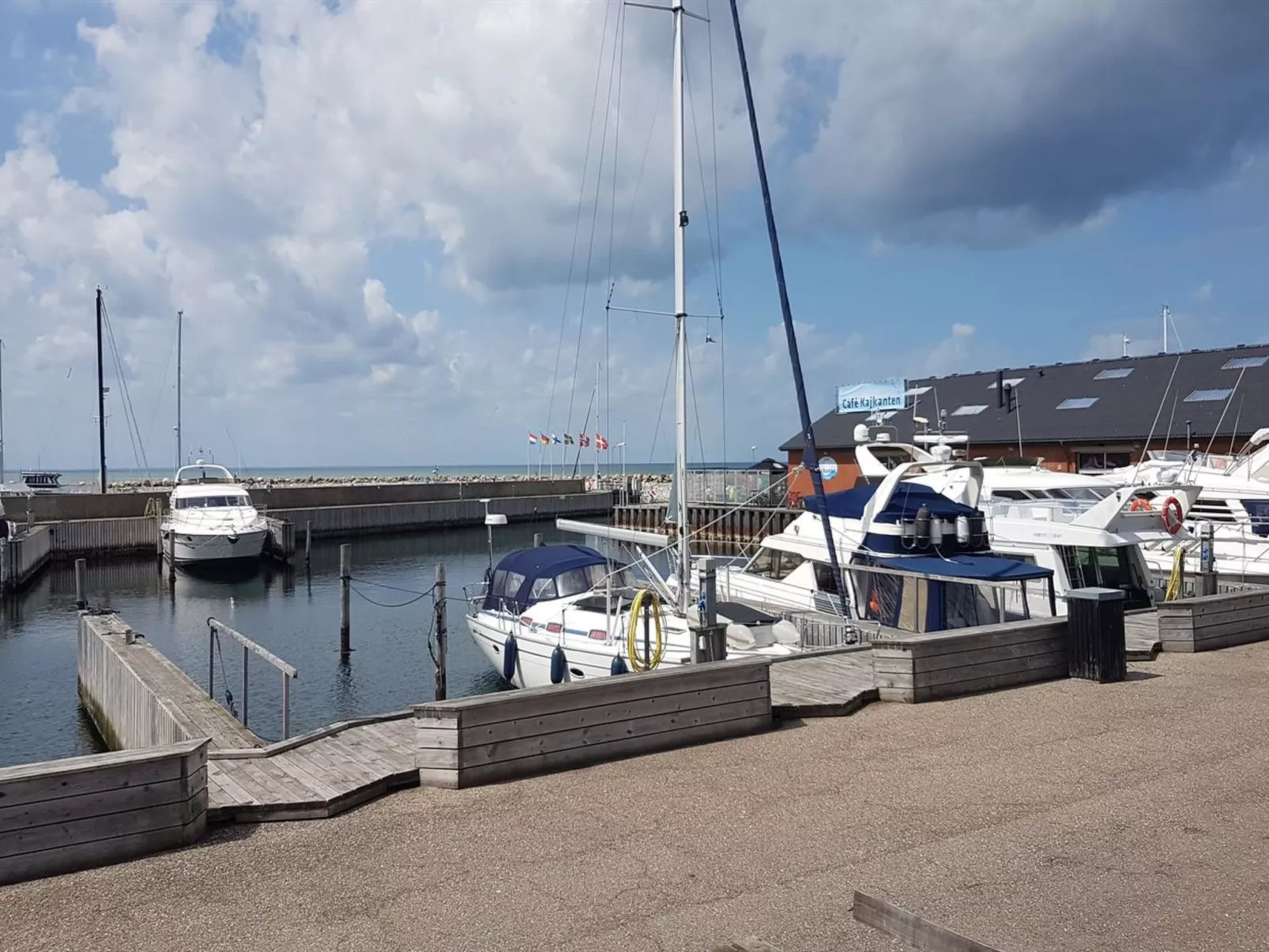 "Golubinka" - 500m from the sea-Buiten