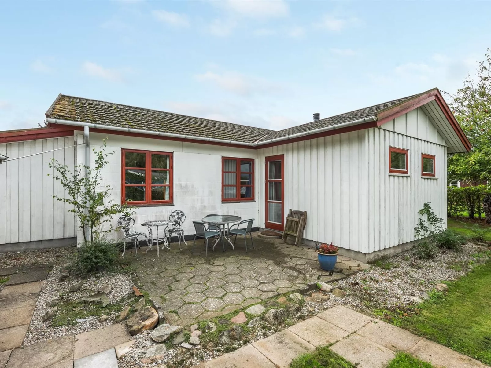 "Heralde" - 250m from the sea-Buiten