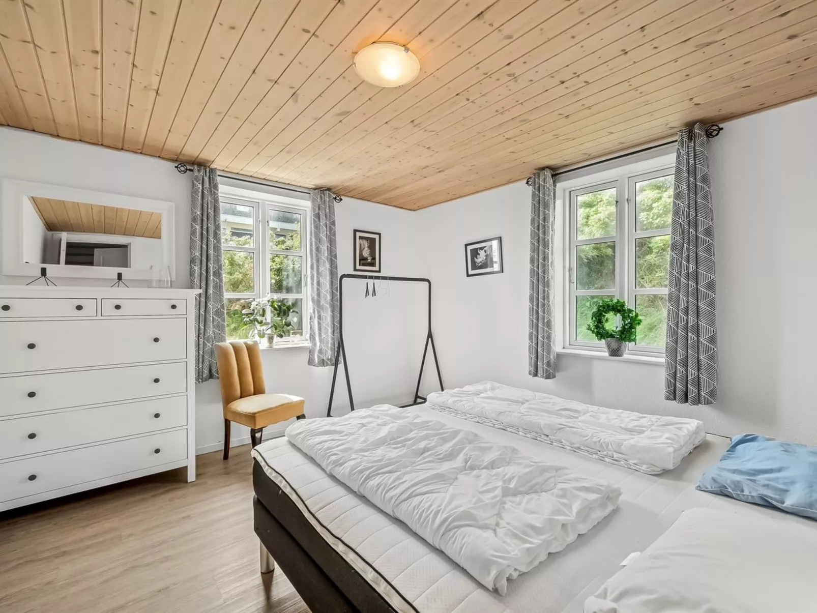 "Urte" -  from the sea-Binnen