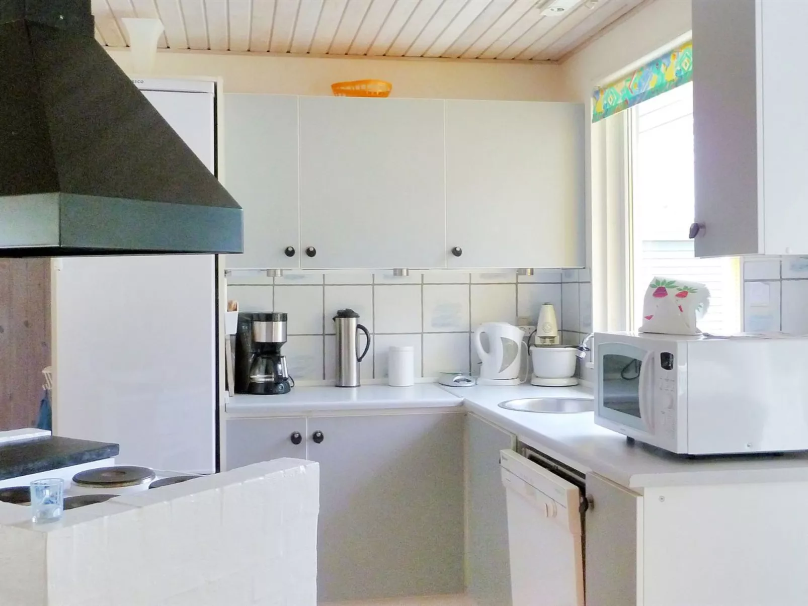 "Jouko" - 400m from the sea-Binnen