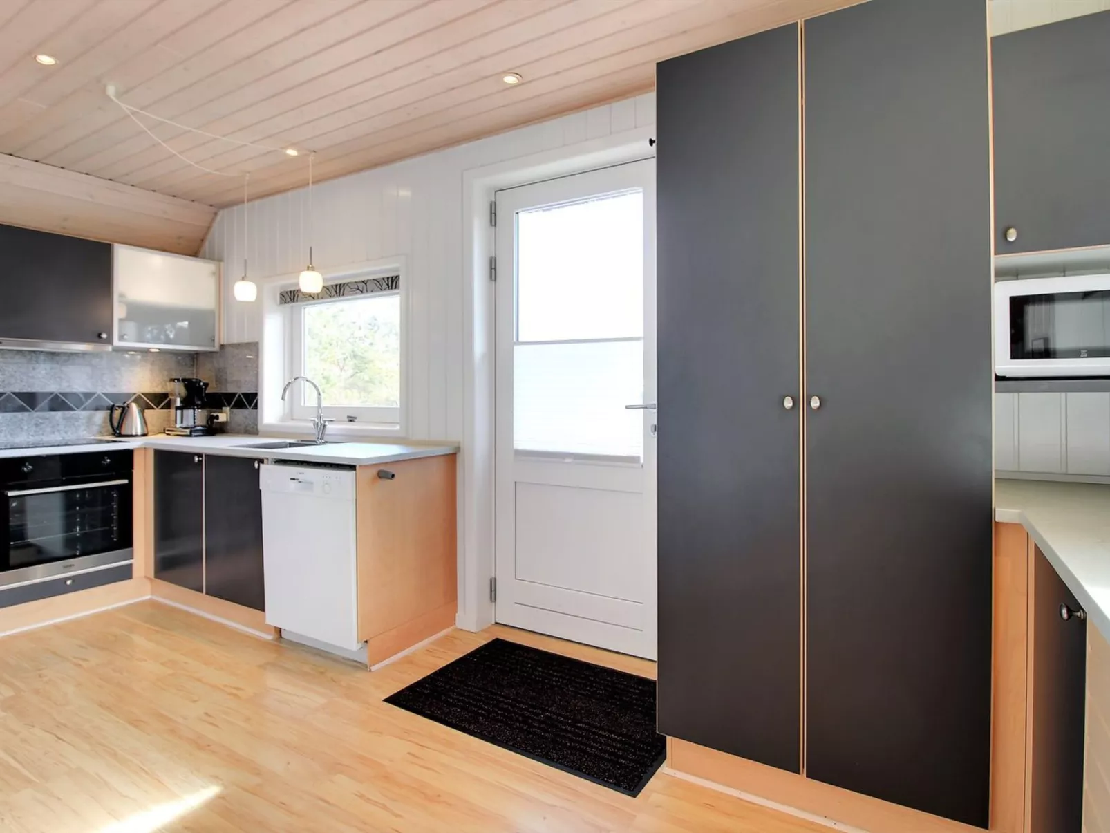 "Carolin" - 400m from the sea-Binnen