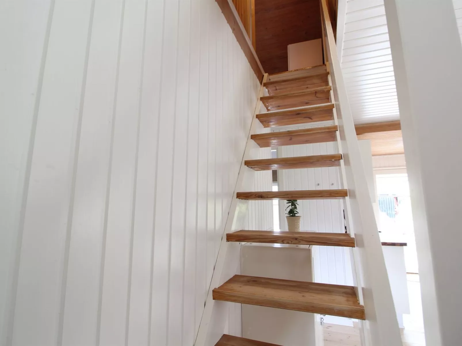 "Annlouise" - 300m from the sea-Binnen