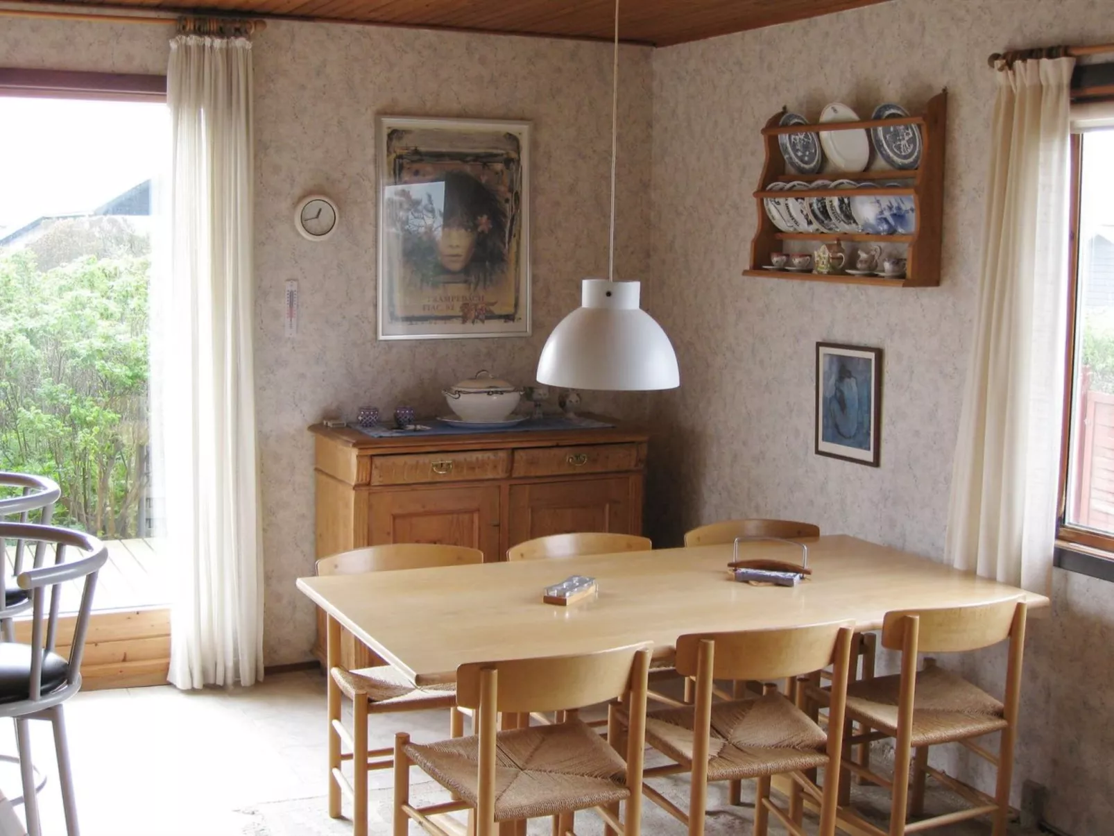 "Jerk" - 250m from the sea-Binnen