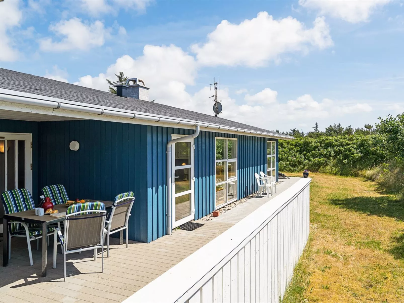 "Sigfride" - 500m from the sea-Buiten