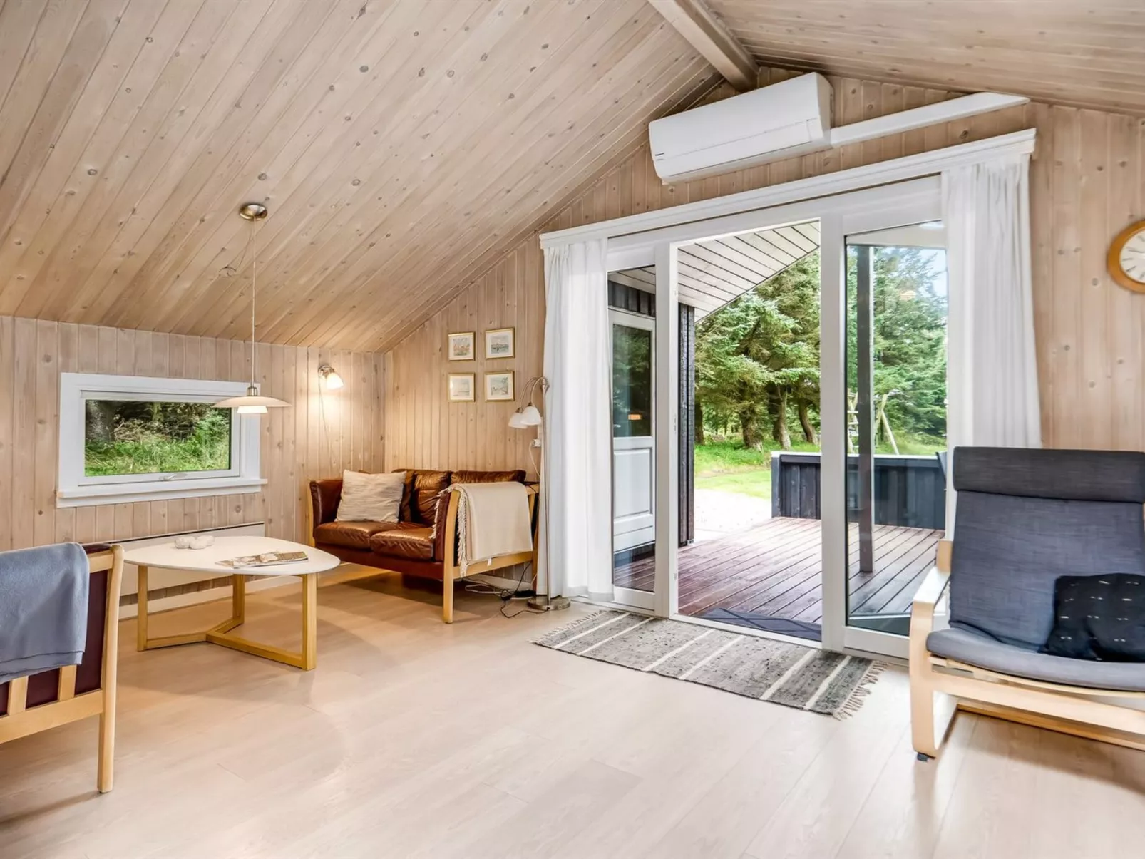 "Gerlinde" - 600m from the sea-Binnen