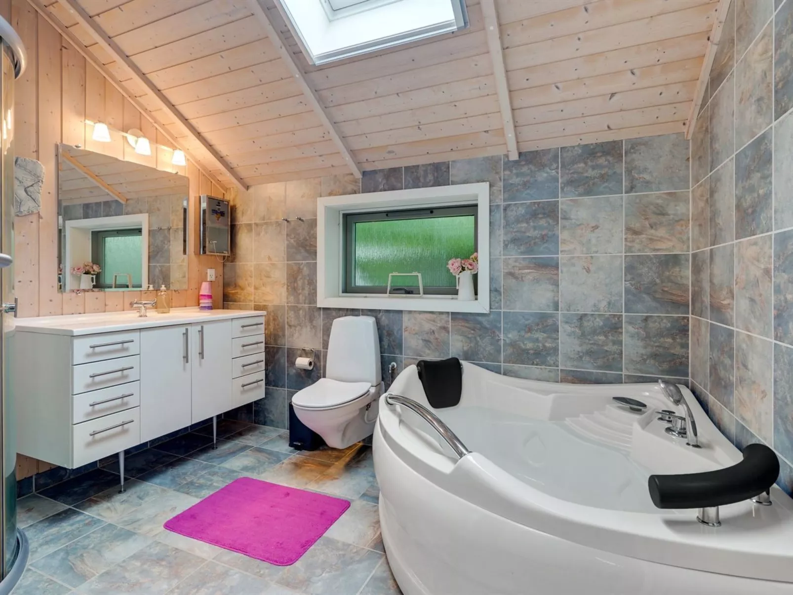 "Zelda" - 300m from the sea-Binnen