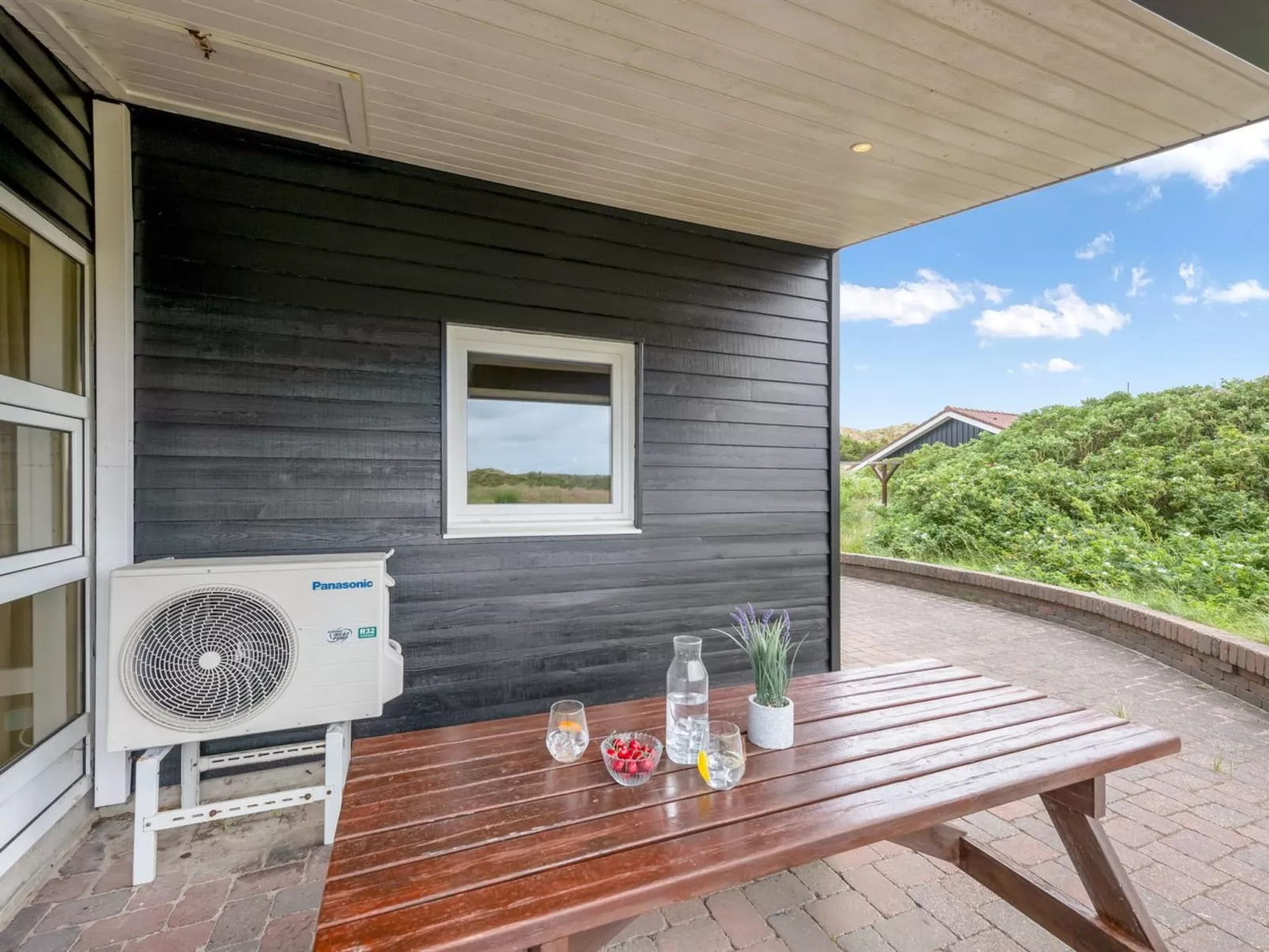 "Eugenie" - 450m from the sea-Buiten