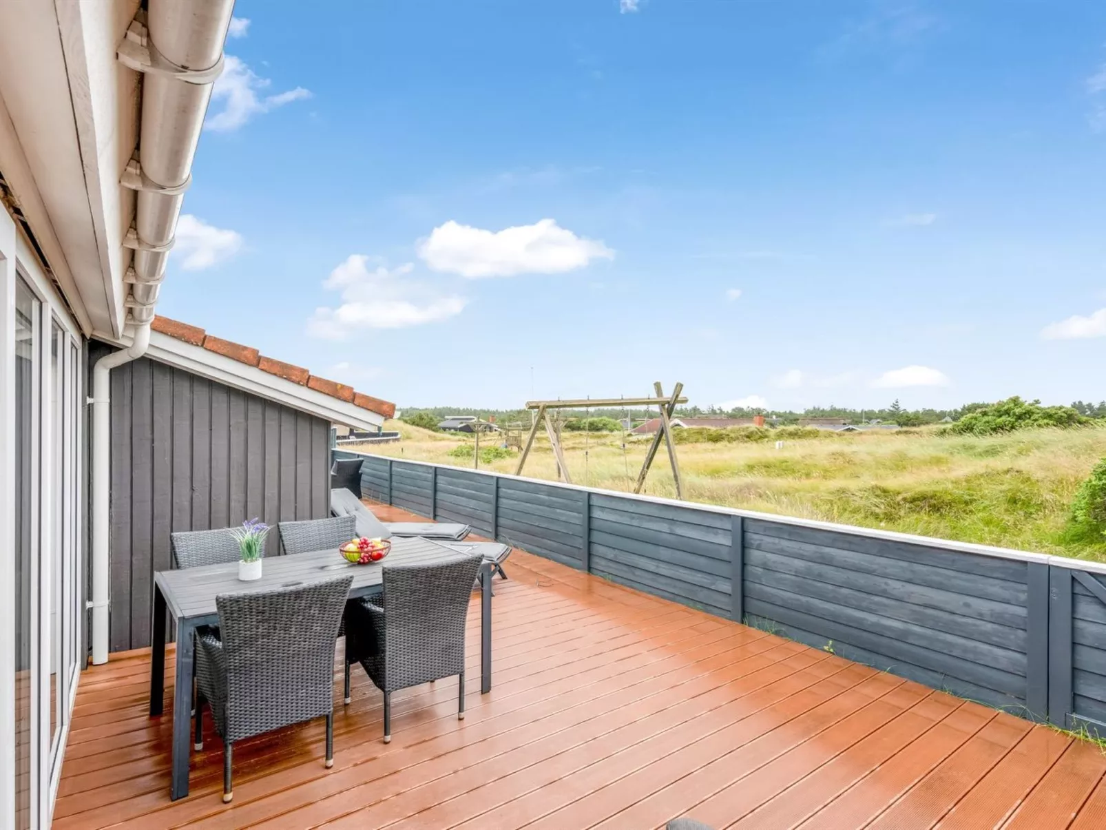 "Petkana" - 700m from the sea-Buiten