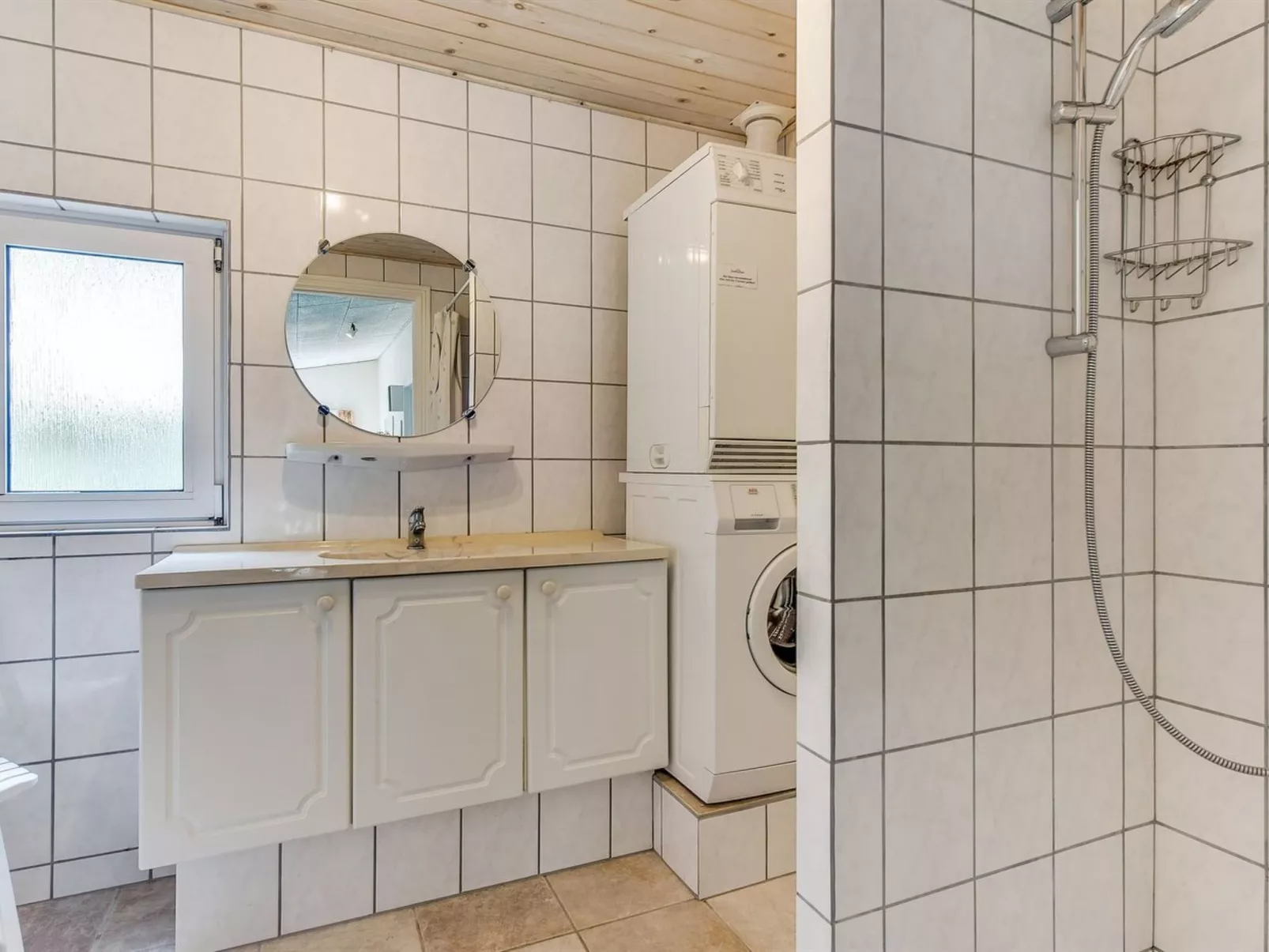 "Tascha" - 1.5km from the sea-Binnen