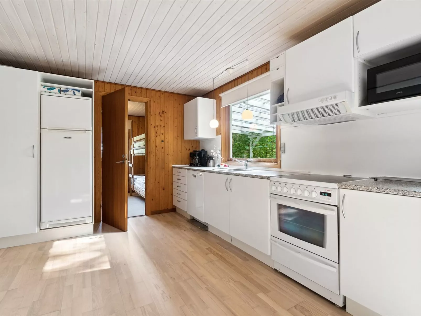 "Joske" - 250m from the sea-Binnen