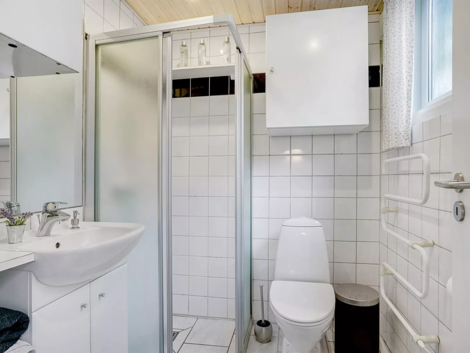 "Torhild" - 150m from the sea-Binnen