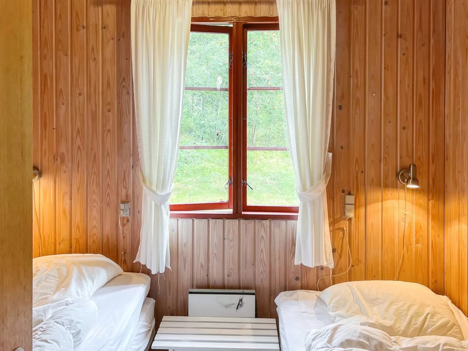 "Chenoa" - 200m from the sea-Binnen