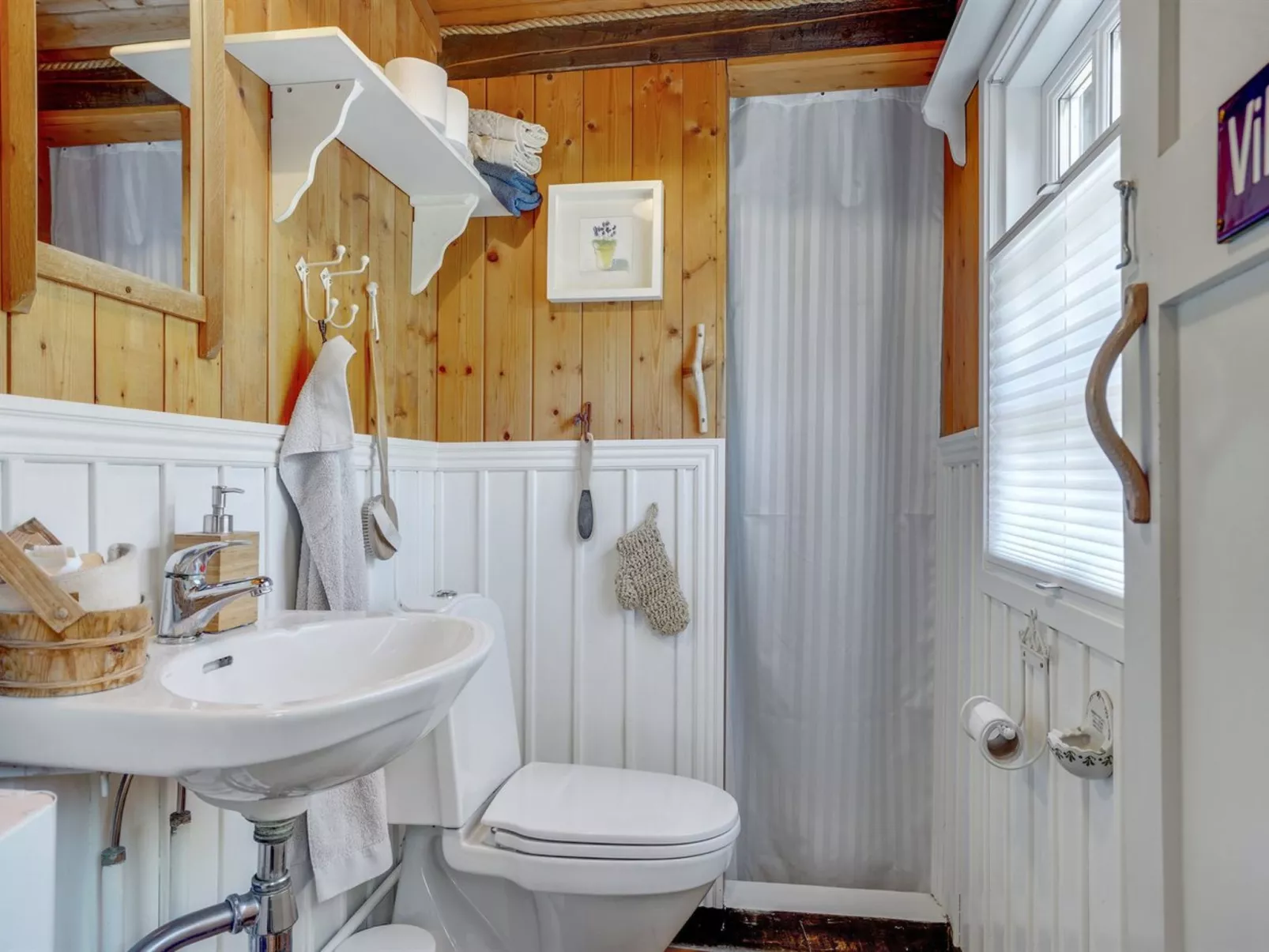 "Arnborg" - 2km from the sea-Binnen