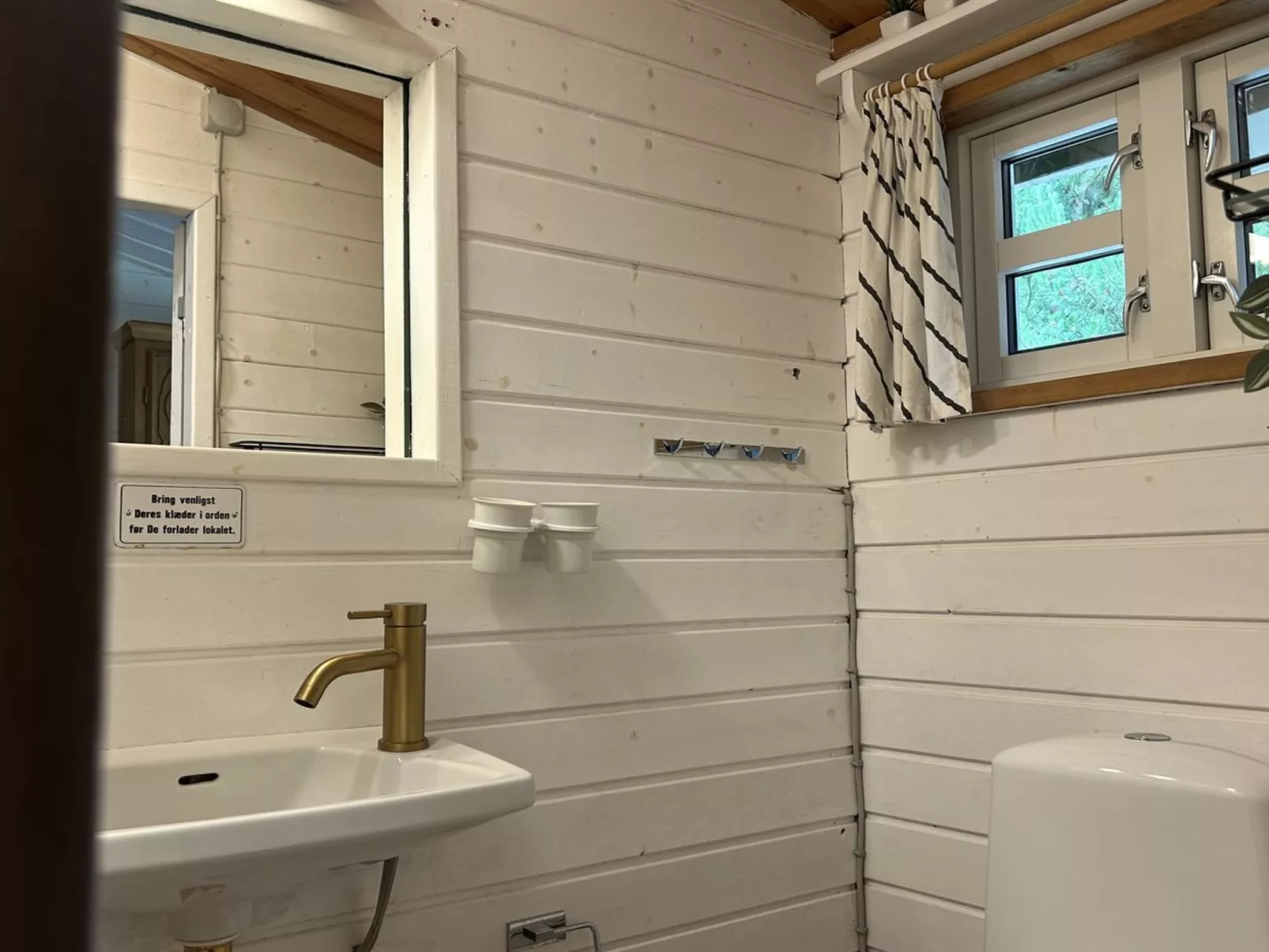 "Reima" - 220m to the fjord-Binnen