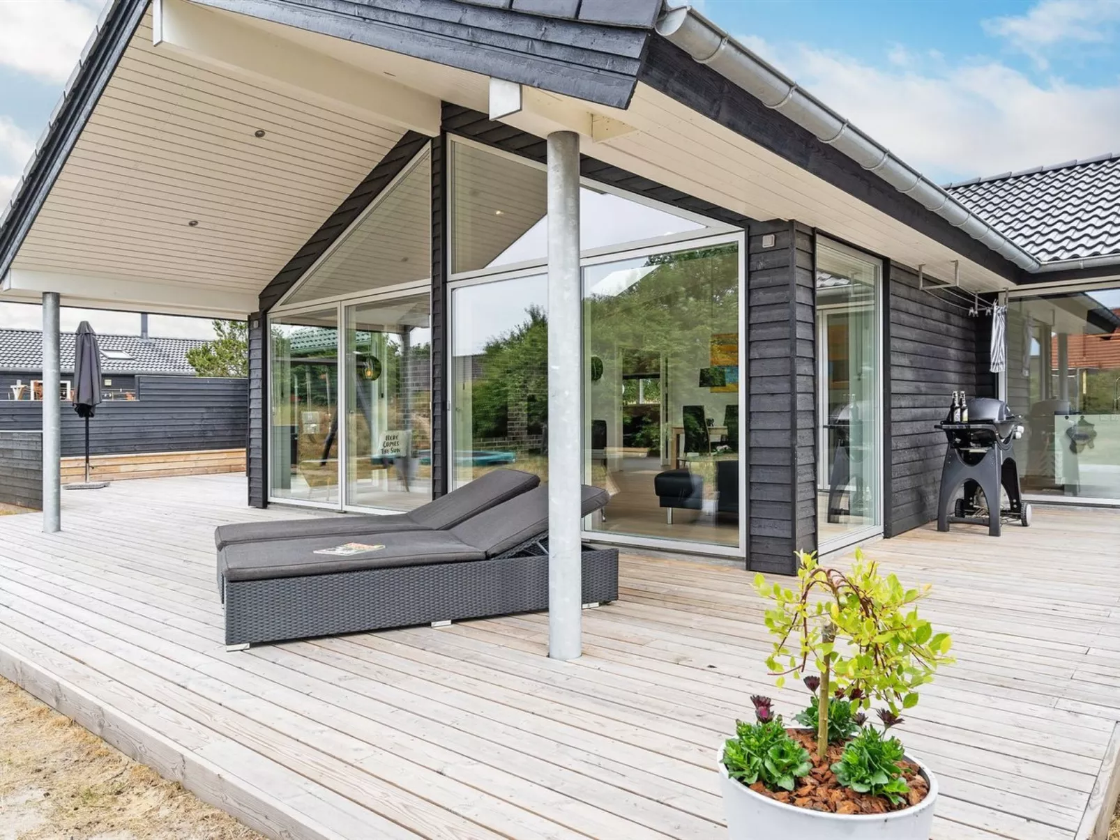 "Fenno" - 900m from the sea-Buiten