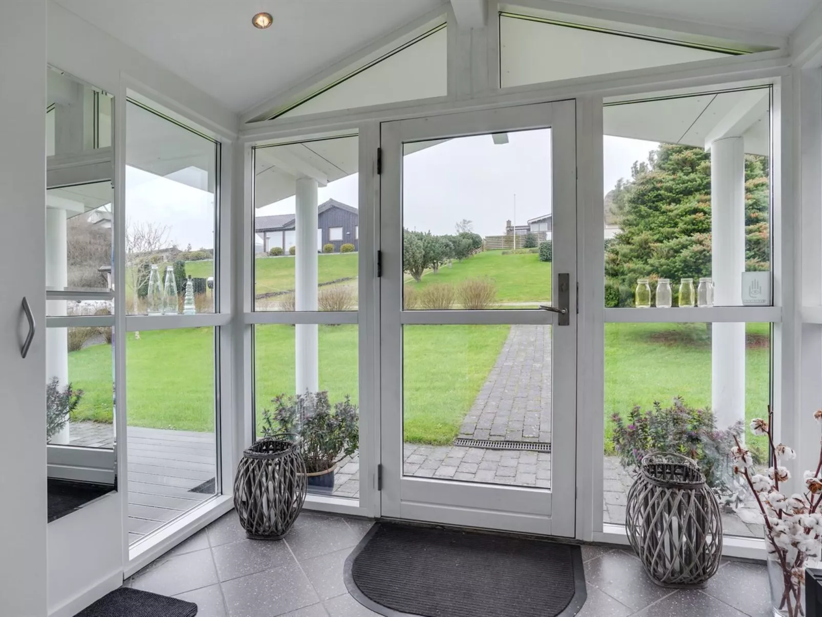 "Kuno" - 300m from the sea-Binnen