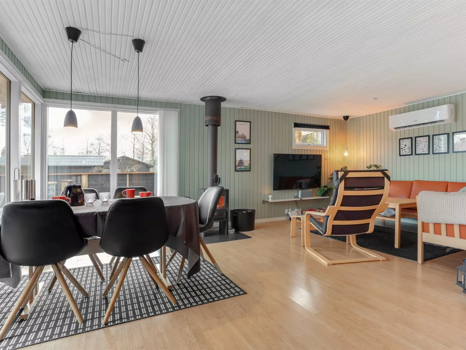 "Matz" - 350m from the sea-Binnen