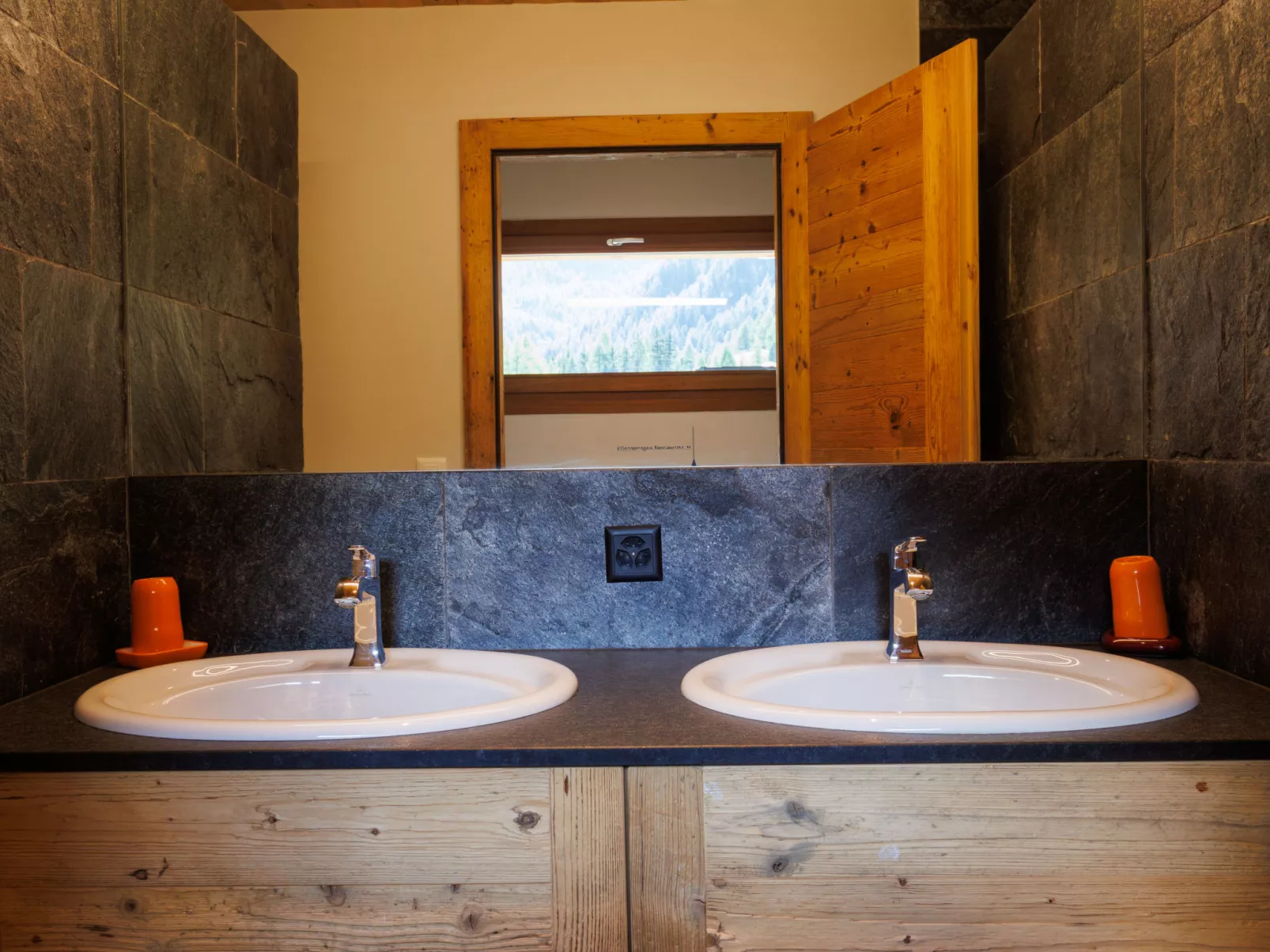 Rosablanche D Attique-Binnen