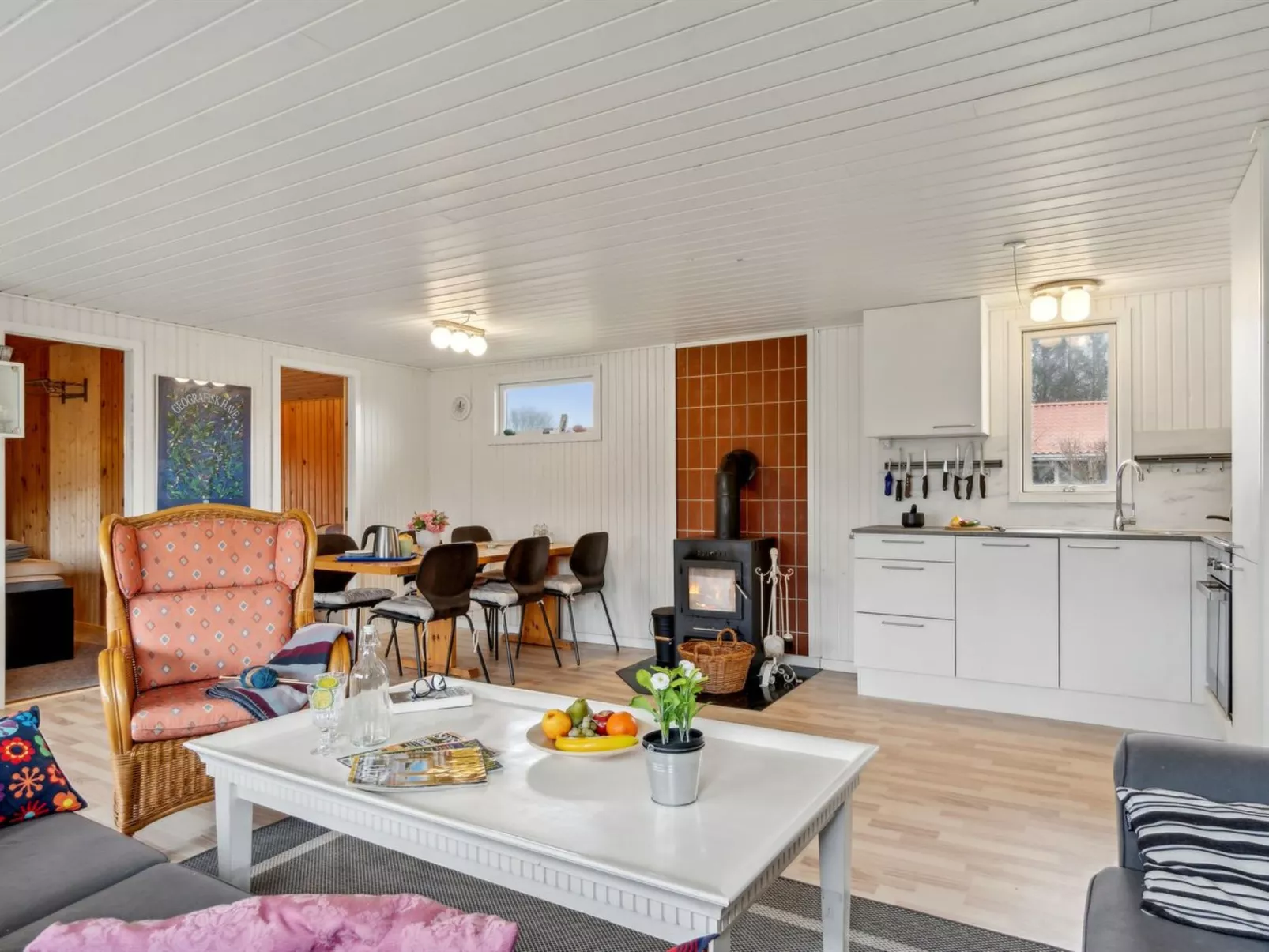 "Karelia" - 800m from the sea-Binnen