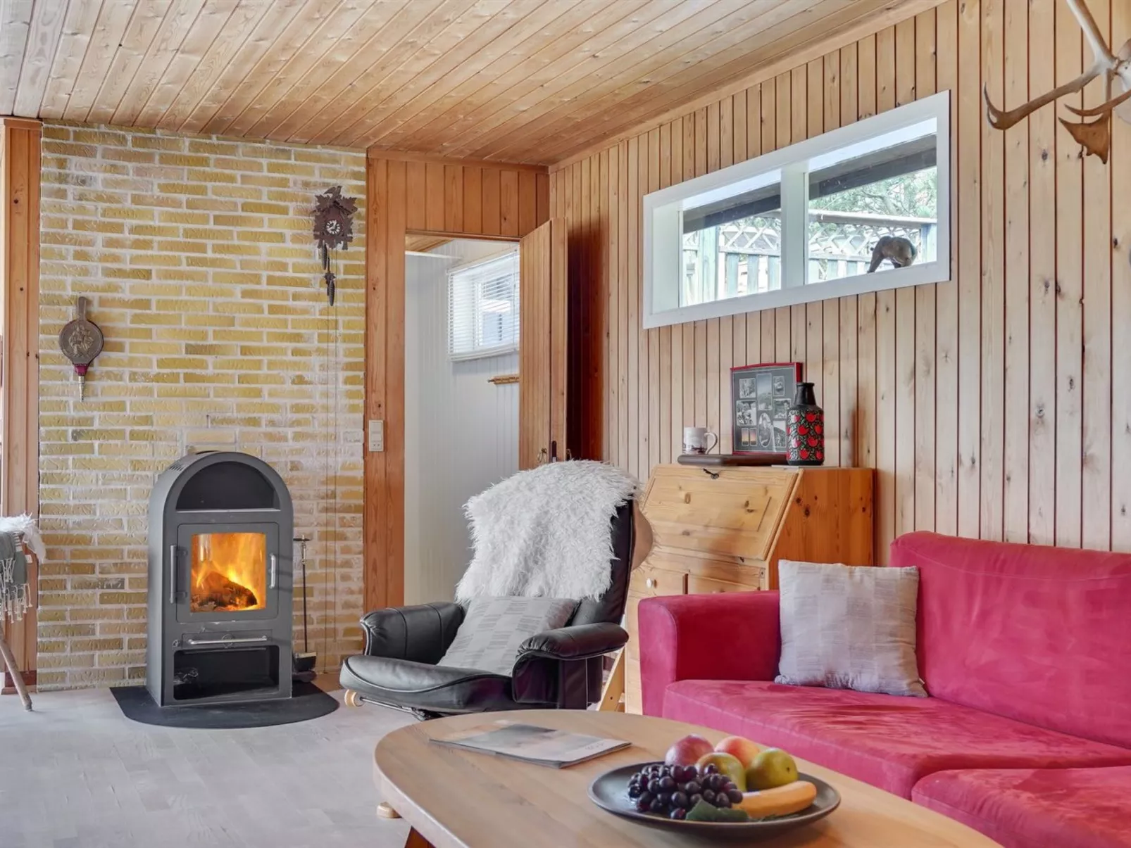 "Asmara" - 200m from the sea-Binnen