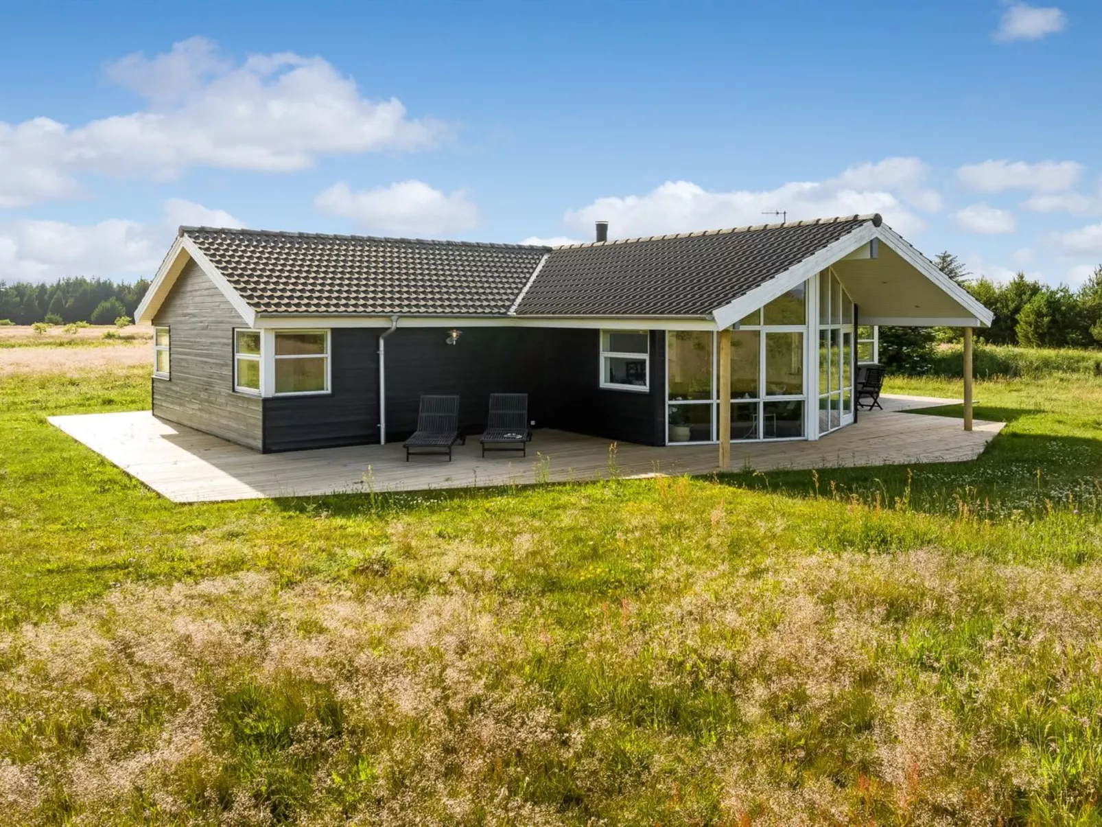 "Sulki" - 3.5km from the sea-Buiten