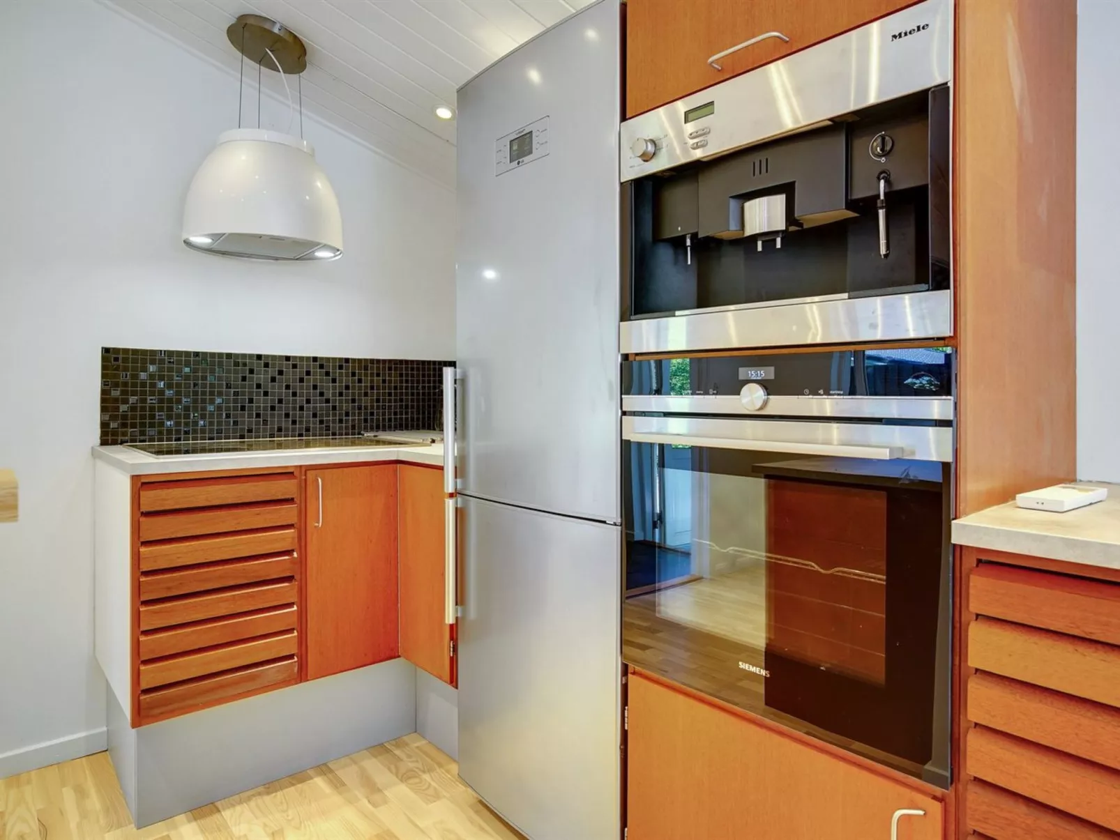 "Tannie" - 300m from the sea-Binnen