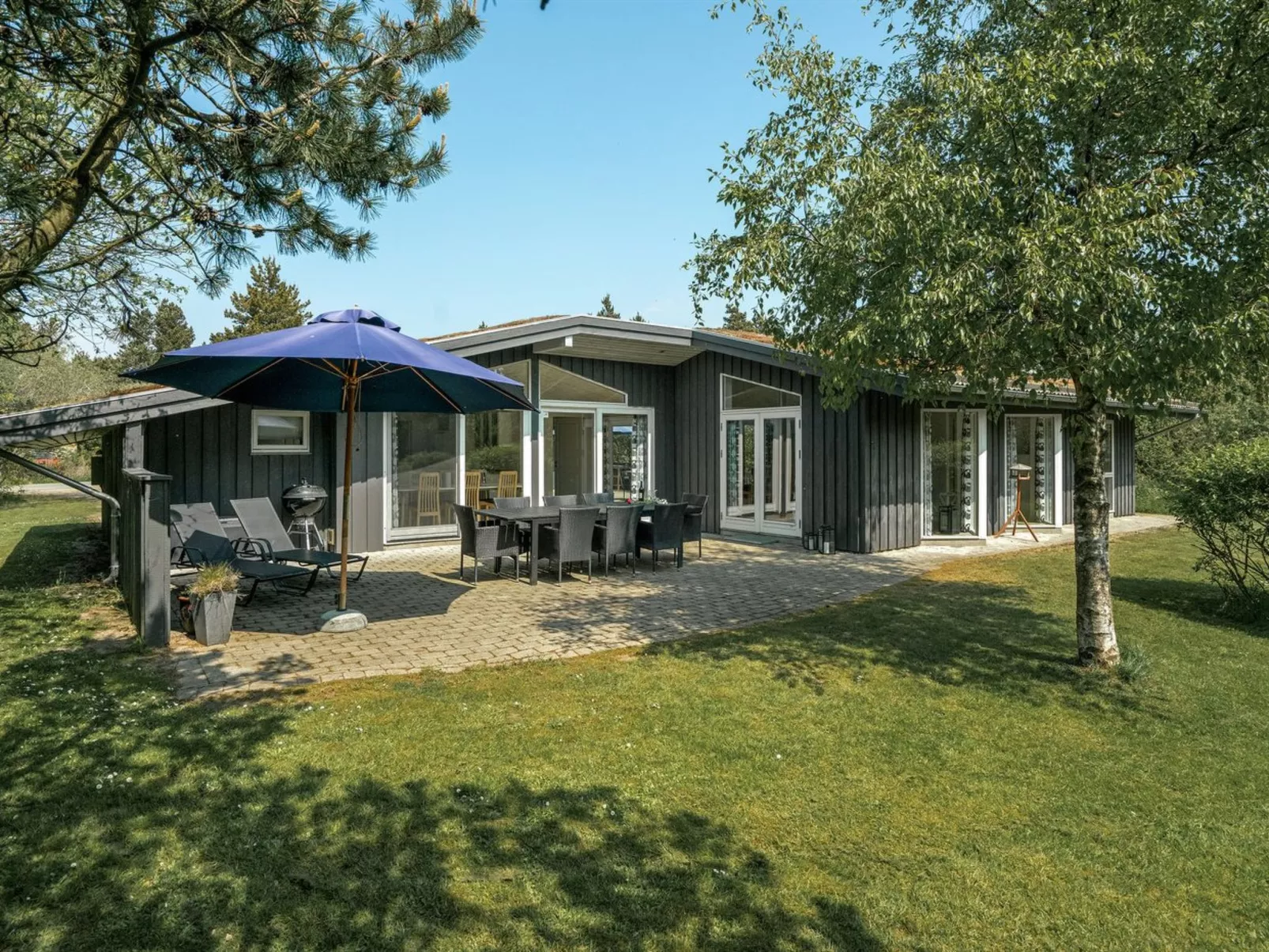 "Vieno" - 2.6km from the sea-Buiten