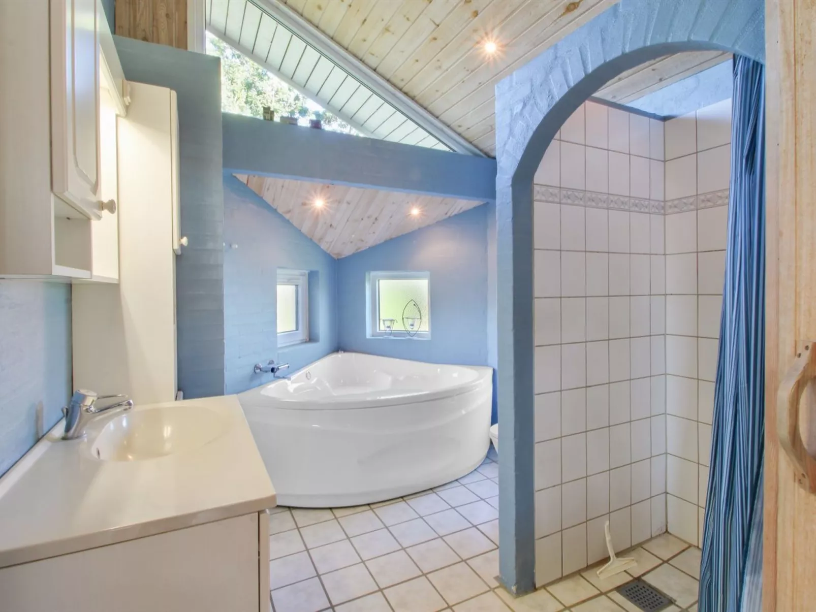 "Simjanka" - 600m from the sea-Binnen