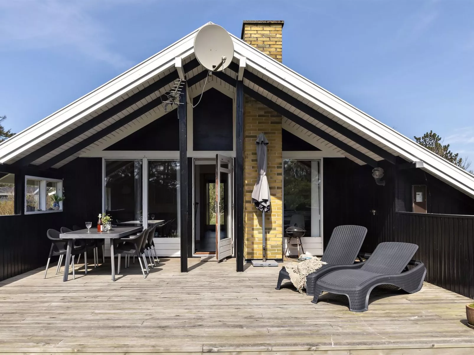 "Aleksia" - 1km from the sea-Buiten