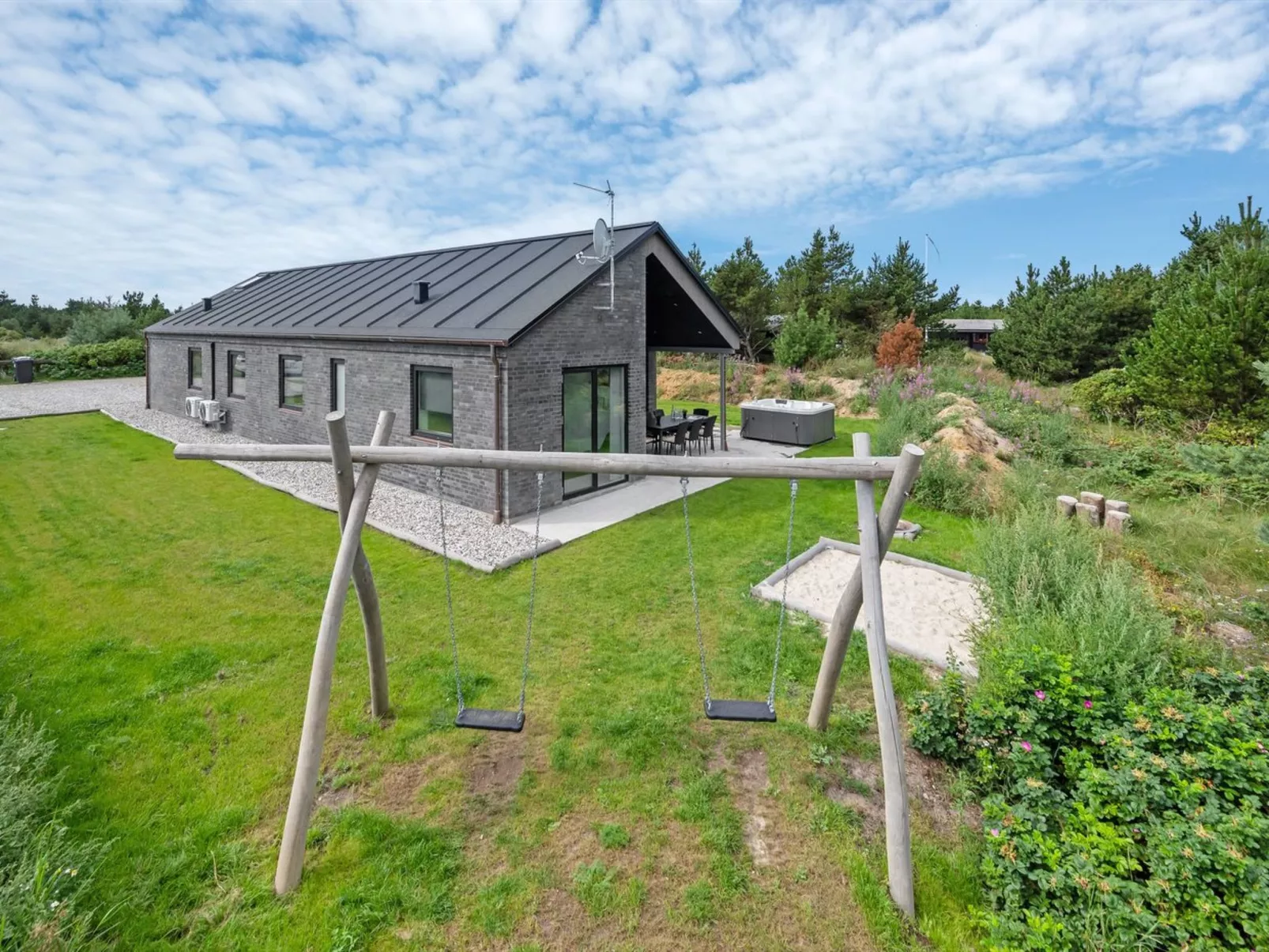 "Pejo" - 950m from the sea-Buiten