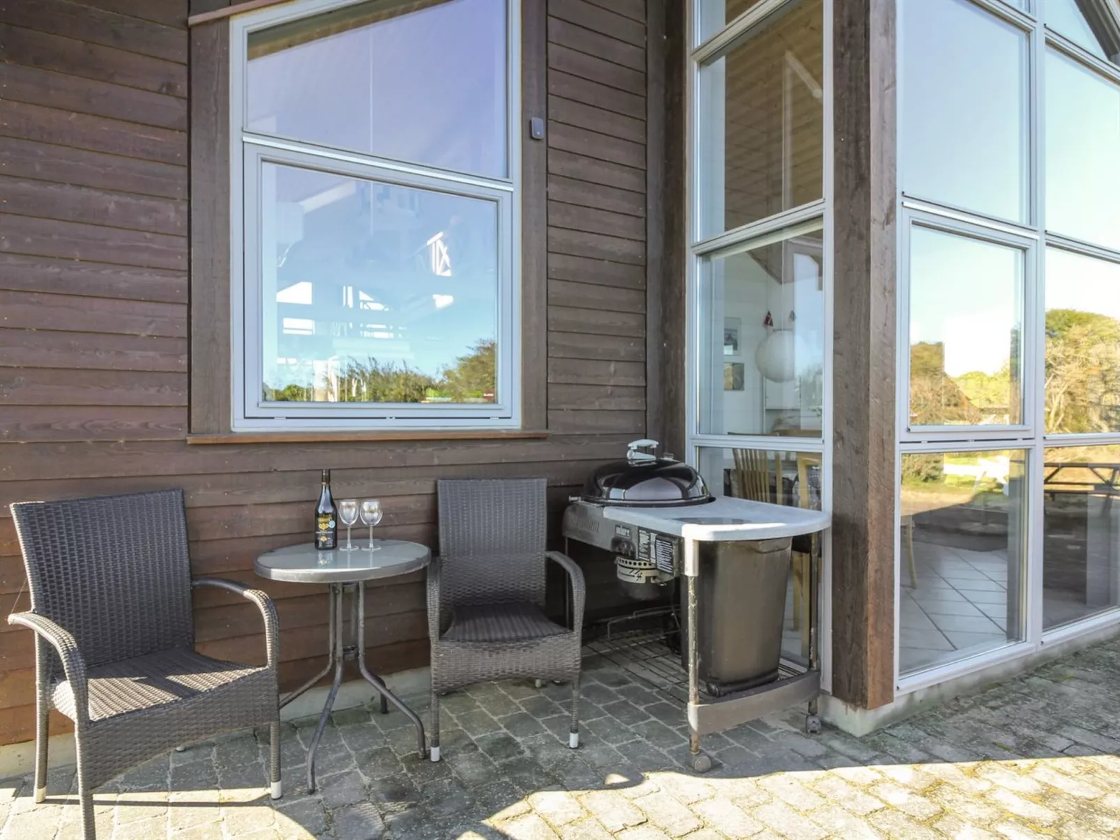 "Lothen" - 500m from the sea-Buiten