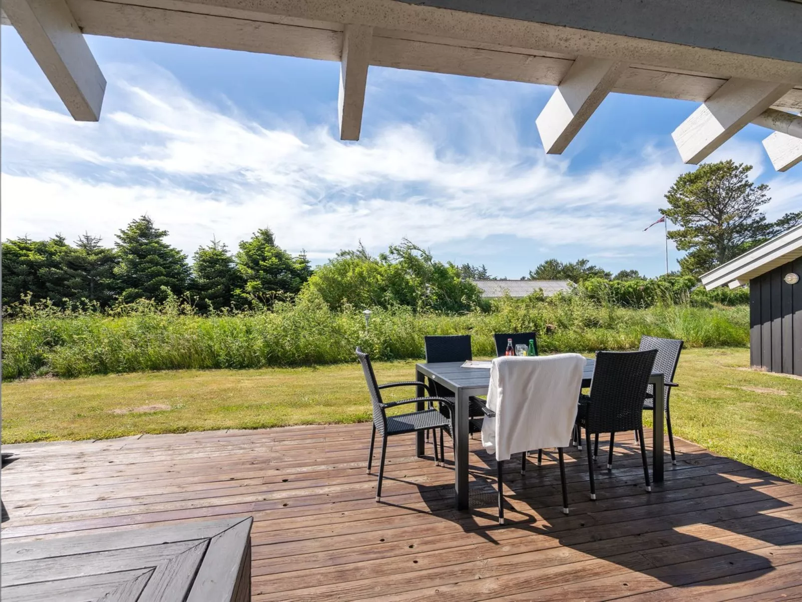 "Serine" - 800m from the sea-Buiten