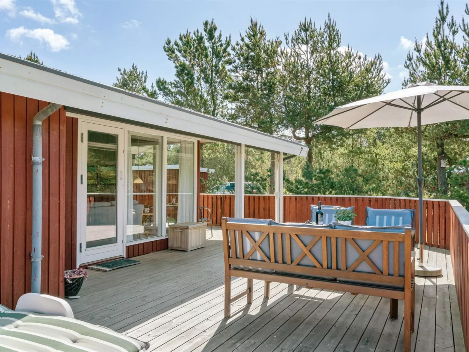 "Hrefna" - 350m from the sea-Buiten