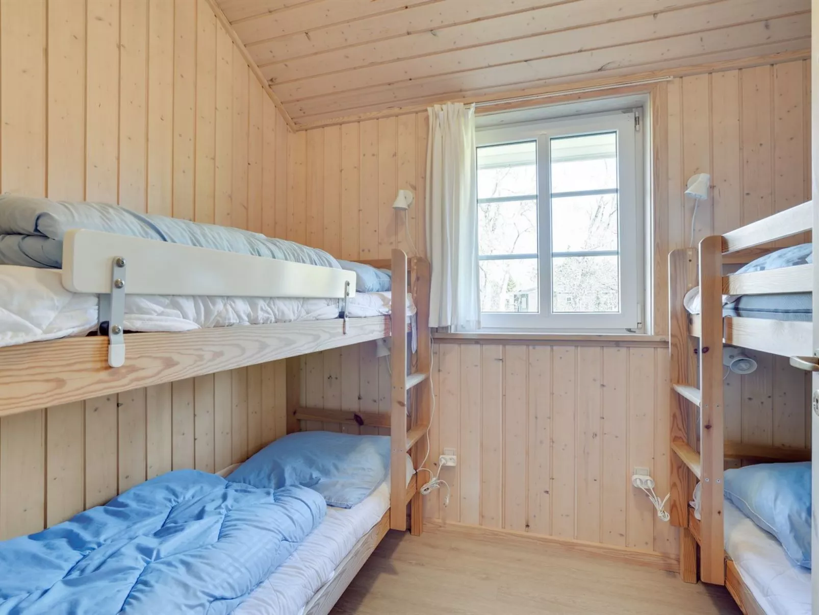 "Kristián" - 400m from the sea-Binnen