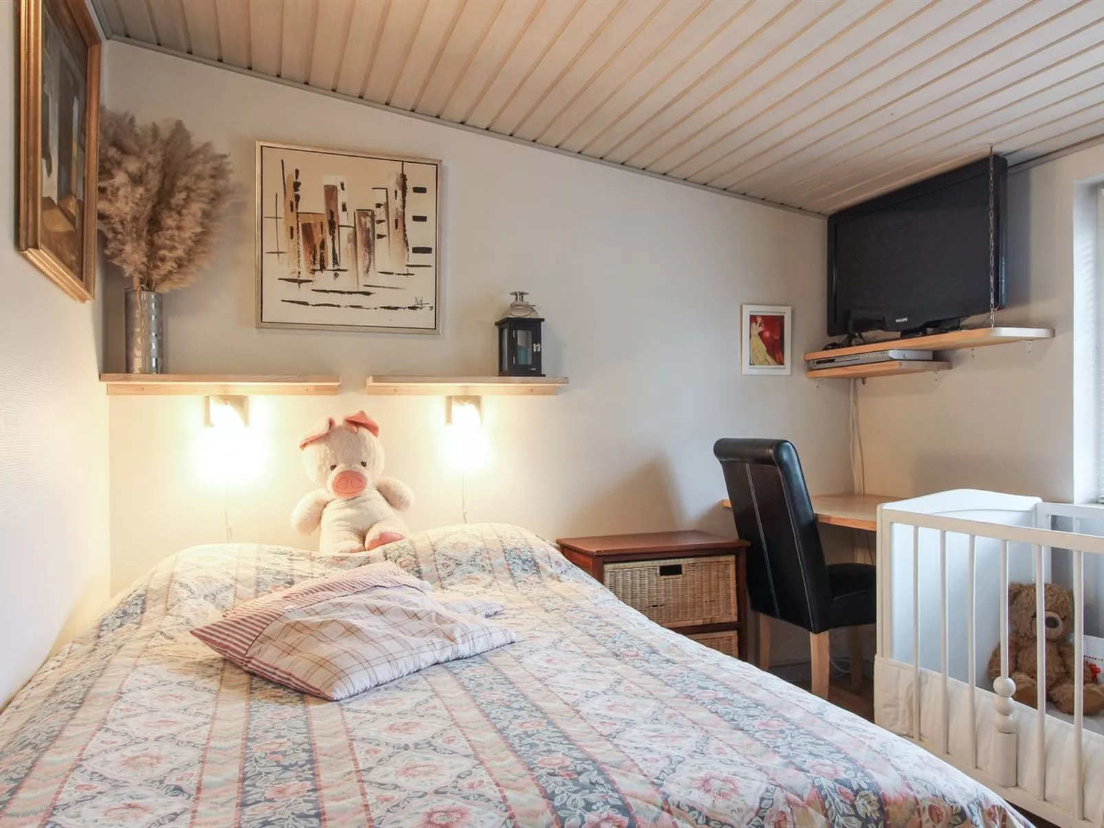 "Editha" - 800m from the sea-Binnen