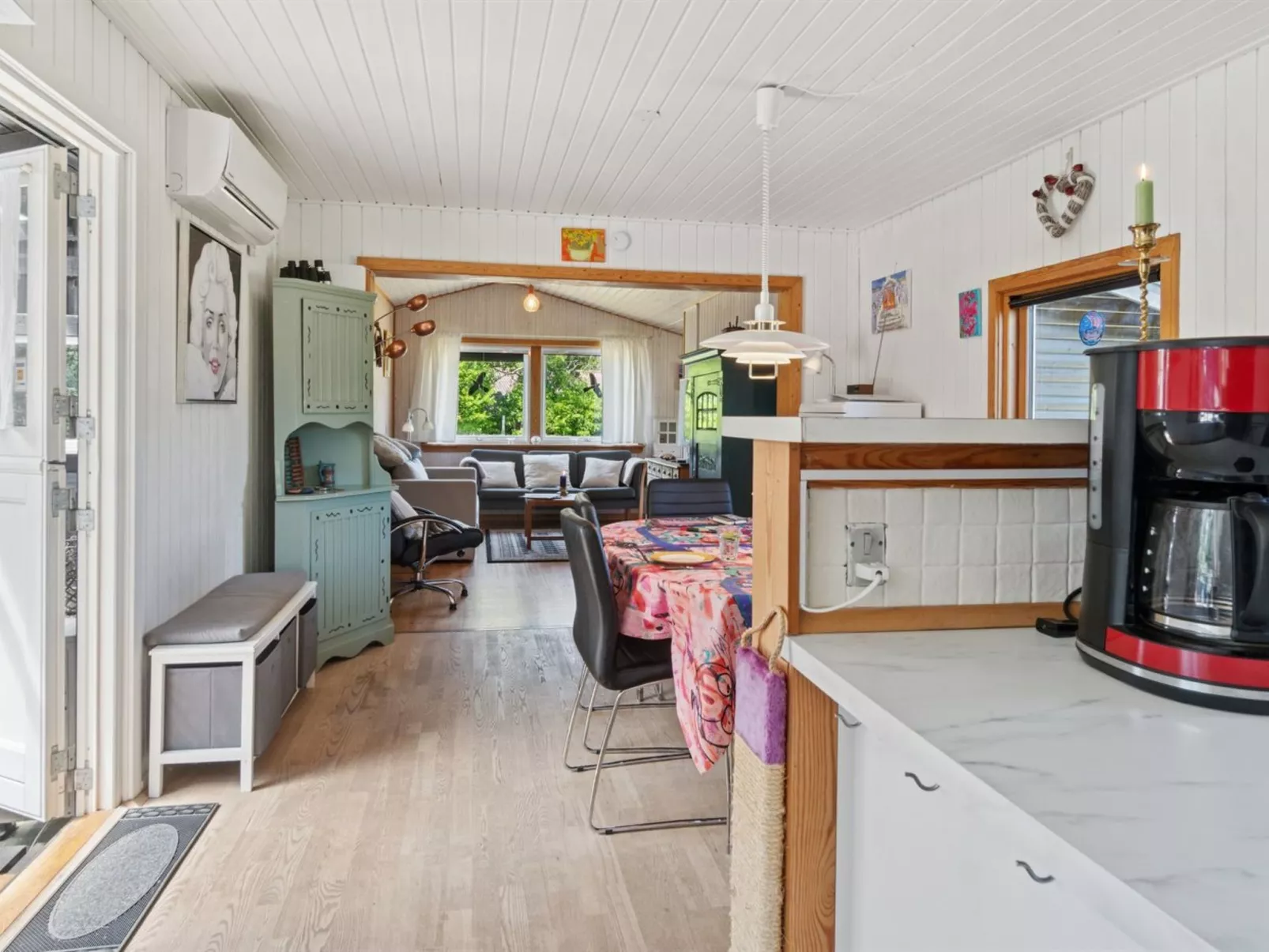 "Ludvika" - 350m from the sea-Binnen