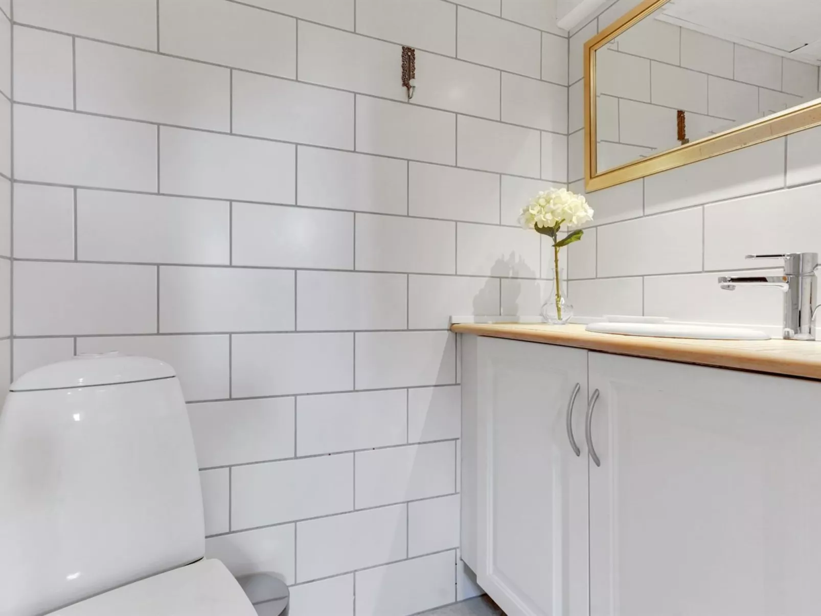 "Edelgard" - 4.5km from the sea-Binnen