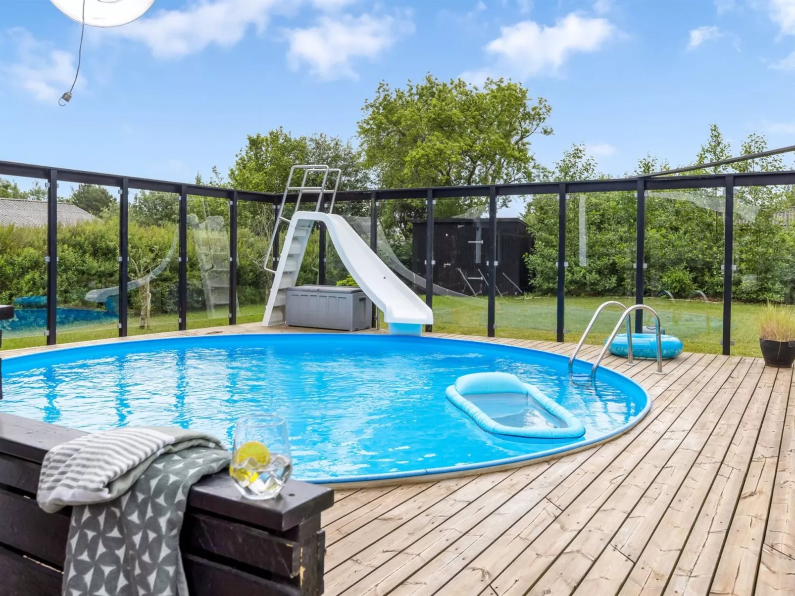 "Herta" - 700m from the sea-Buiten