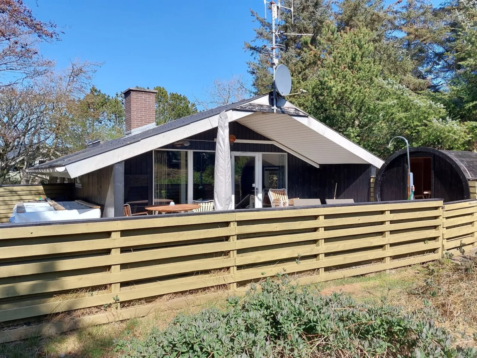 "Estelle" - 575m to the fjord-Buiten